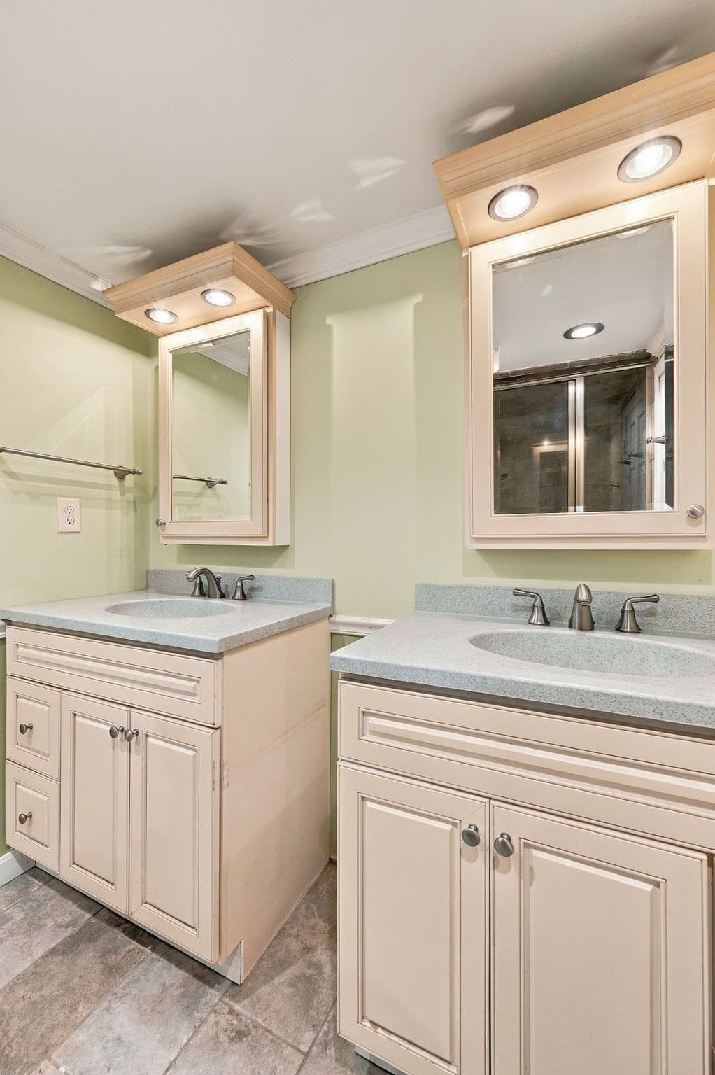 Single Family Residence at 154 Herrick Road, Boxford MA 01921, photo 19 of 41