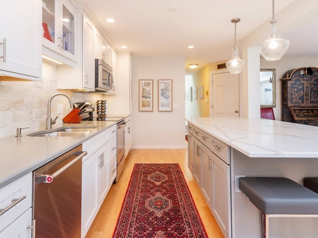 Condominium at 74 S Quinsigamond Ave # 7, Shrewsbury MA 01545, Shrewsbury, photo 6 of 39
