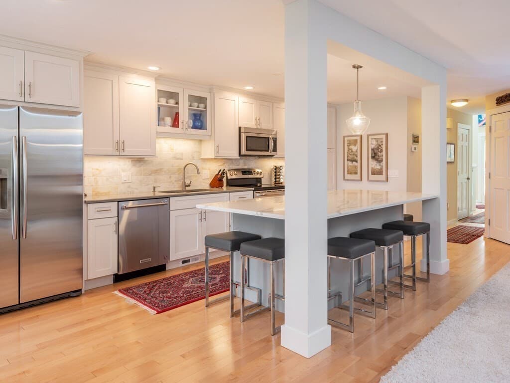 Condominium at 74 S Quinsigamond Ave # 7, Shrewsbury MA 01545, Shrewsbury, photo 5 of 39
