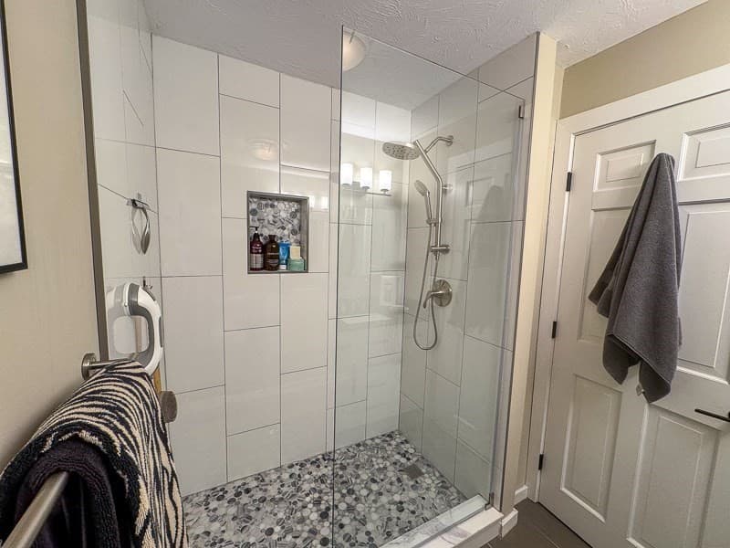Condominium at 74 S Quinsigamond Ave # 7, Shrewsbury MA 01545, photo 20 of 39