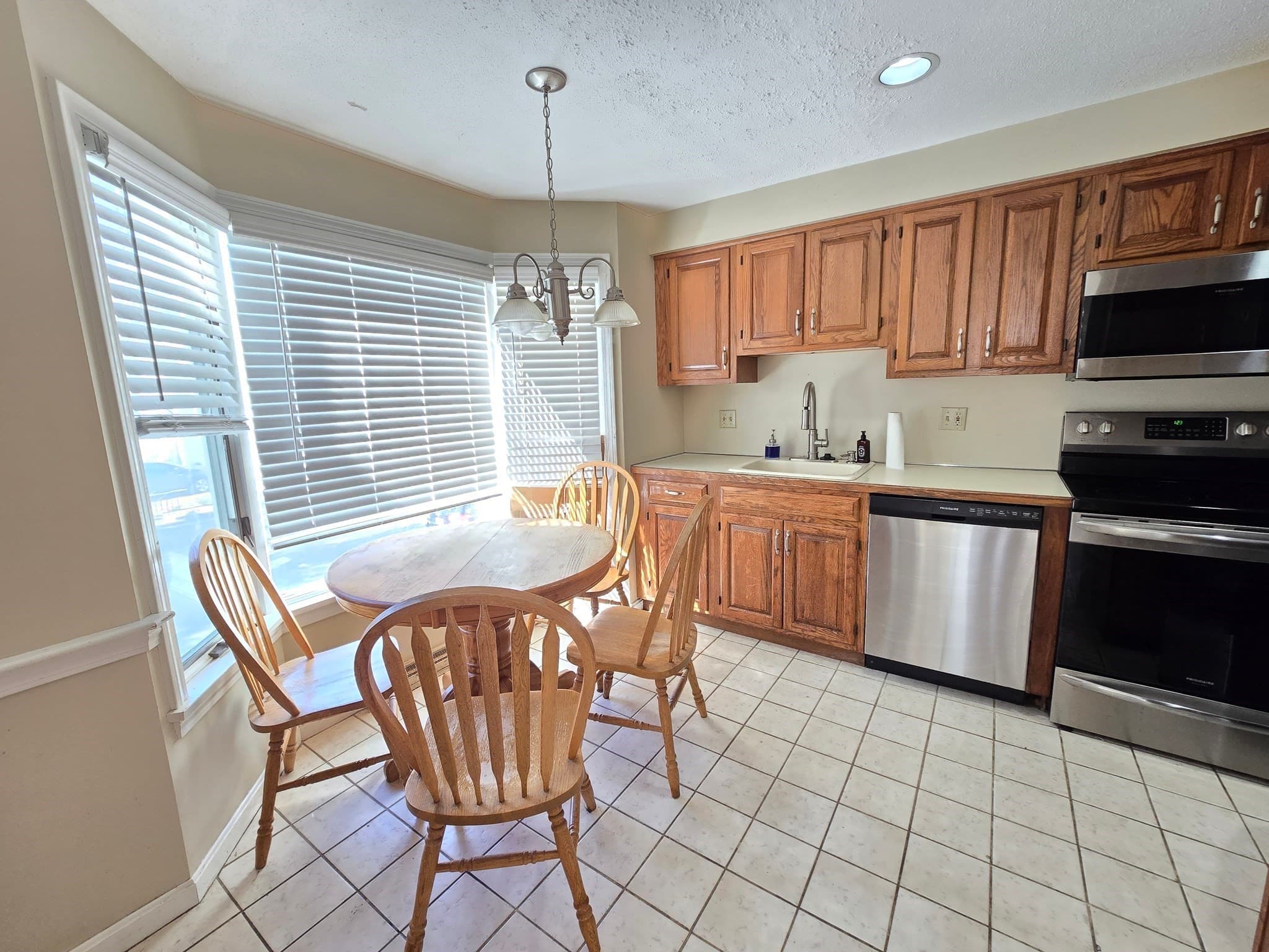 Condominium at 43 Abington Road # 43, Danvers MA 01923, Danvers, photo 6 of 28