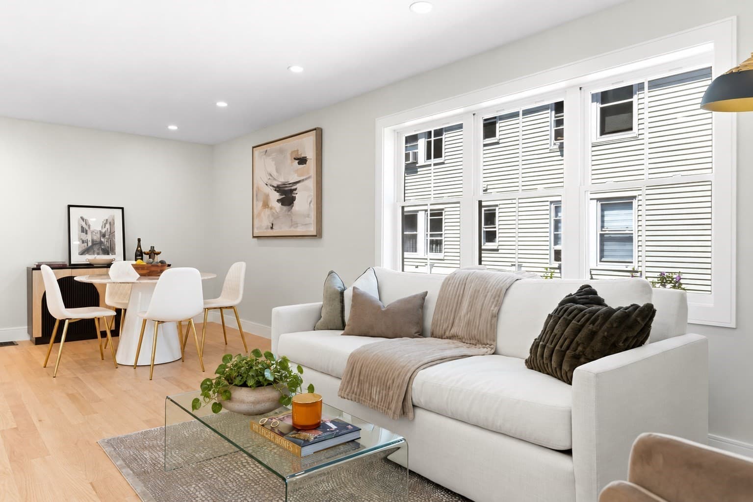 Condominium at 122 Woodruff Ave # 122, Medford MA 02155, Medford, photo 5 of 32