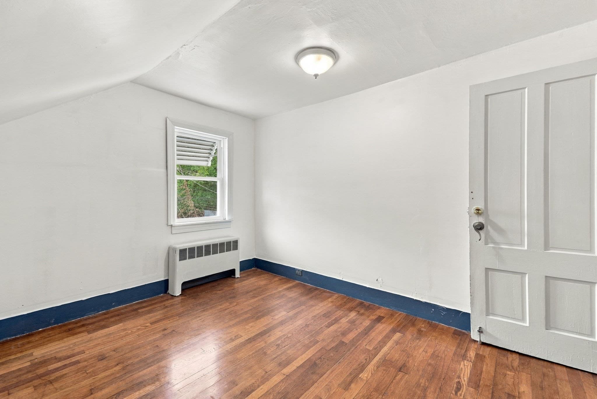 Single Family Residence at 125 Maywood St, Worcester MA 01603, Worcester, photo 22 of 42