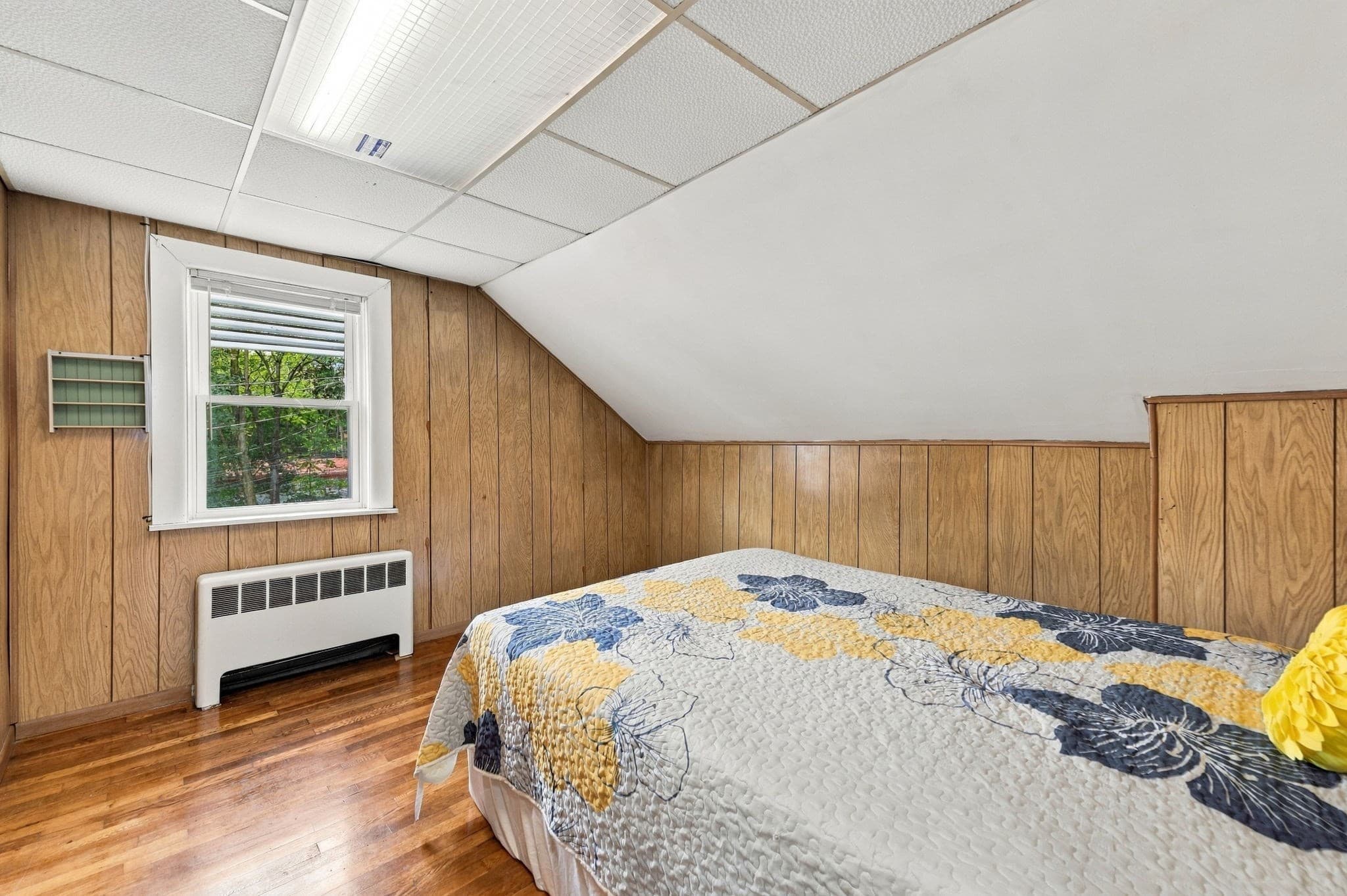 Single Family Residence at 125 Maywood St, Worcester MA 01603, Worcester, photo 32 of 42