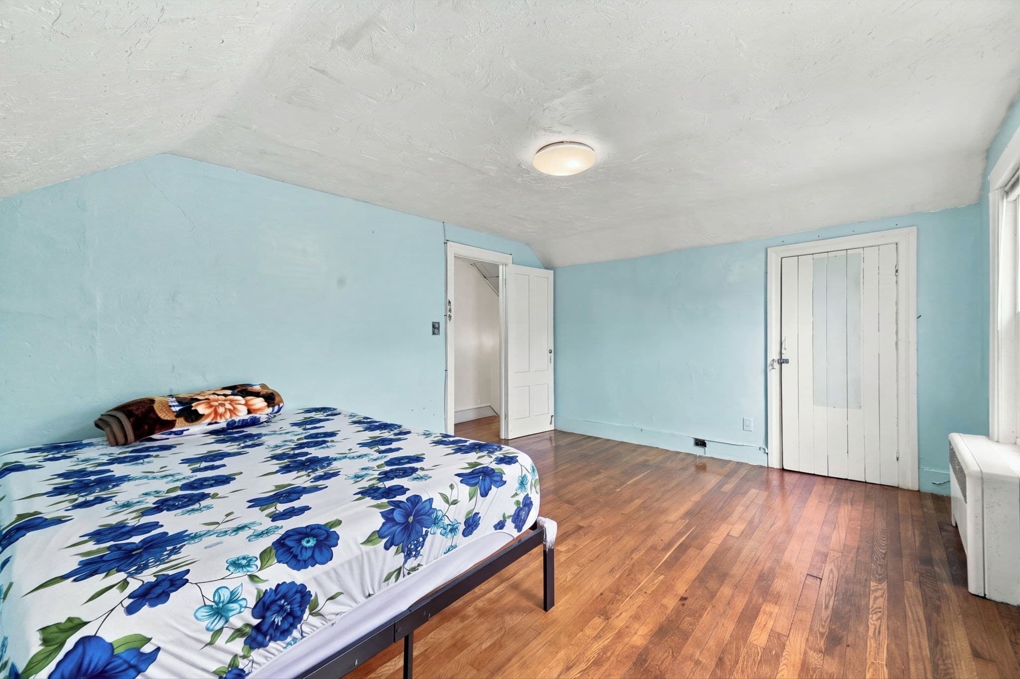 Single Family Residence at 125 Maywood St, Worcester MA 01603, Worcester, photo 28 of 42