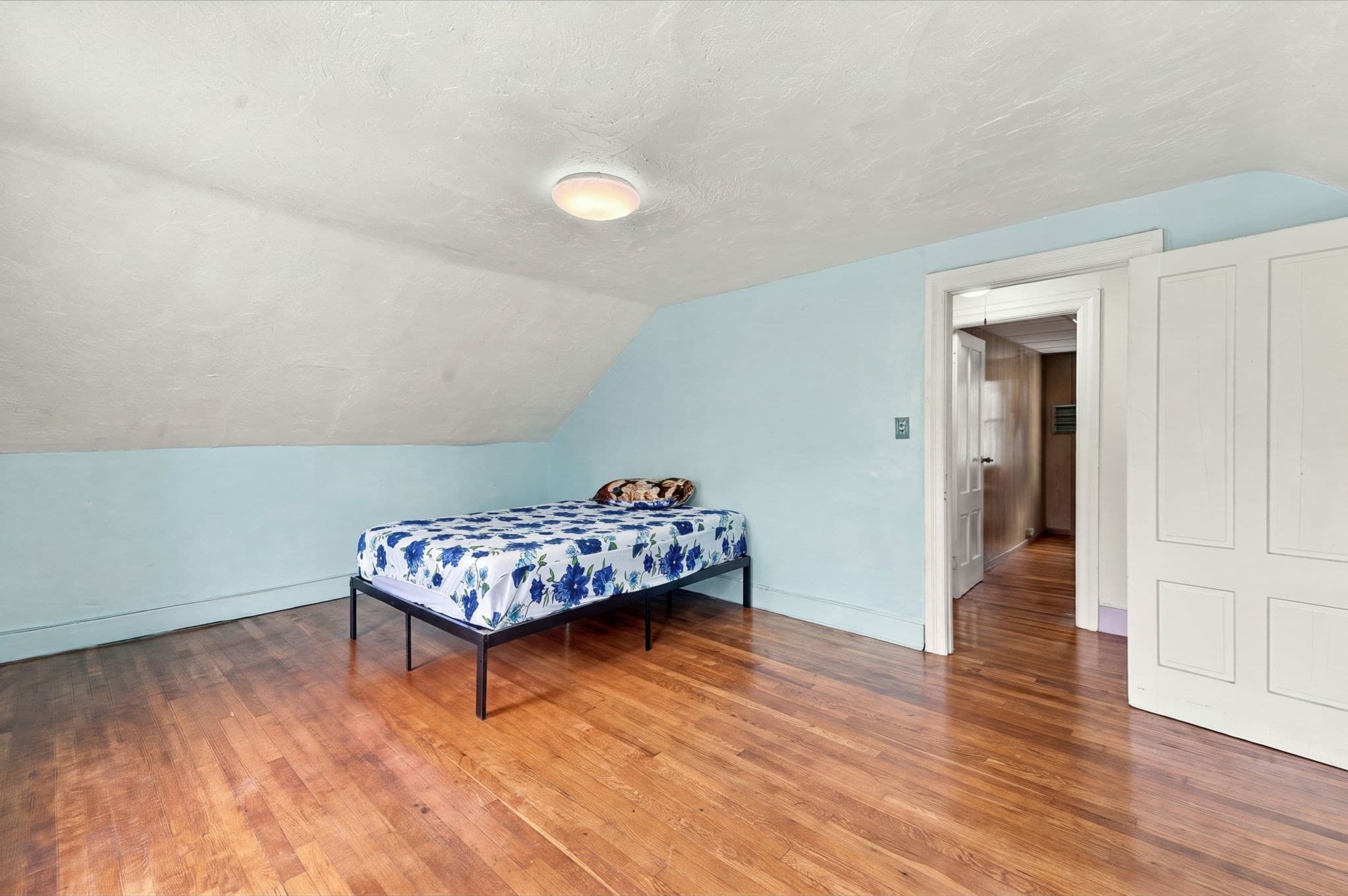 Single Family Residence at 125 Maywood St, Worcester MA 01603, Worcester, photo 29 of 42