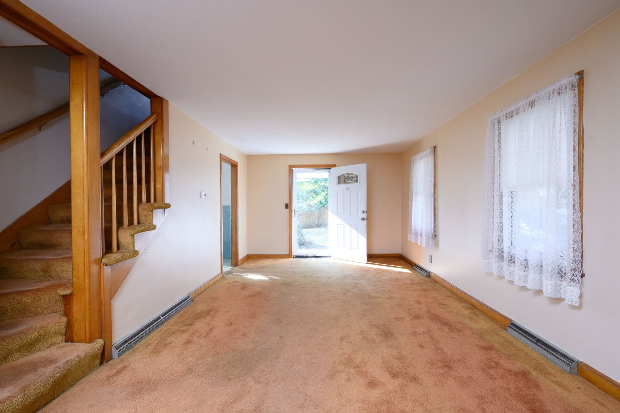 Single Family Residence at 13 Hemlock Rd, Hingham MA 02043, Hingham, photo 5 of 33