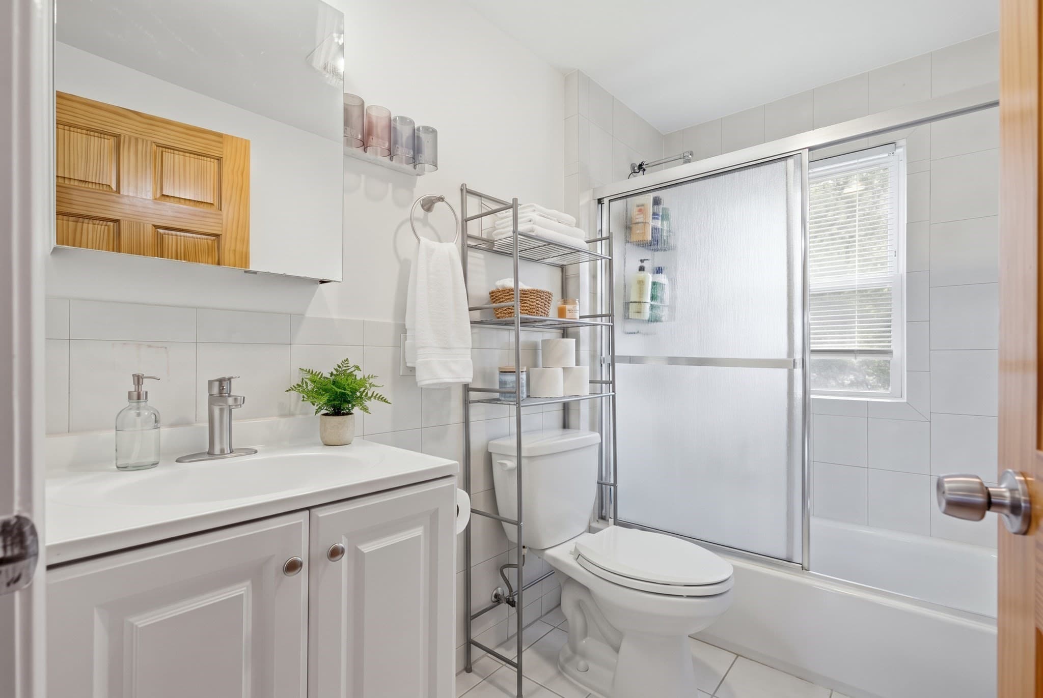 Single Family Residence at 18 Pope St, Quincy MA 02171, Quincy, photo 20 of 33