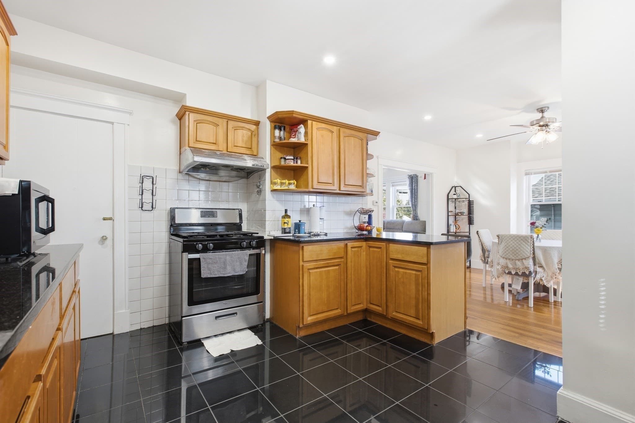 Single Family Residence at 18 Pope St, Quincy MA 02171, Quincy, photo 11 of 33