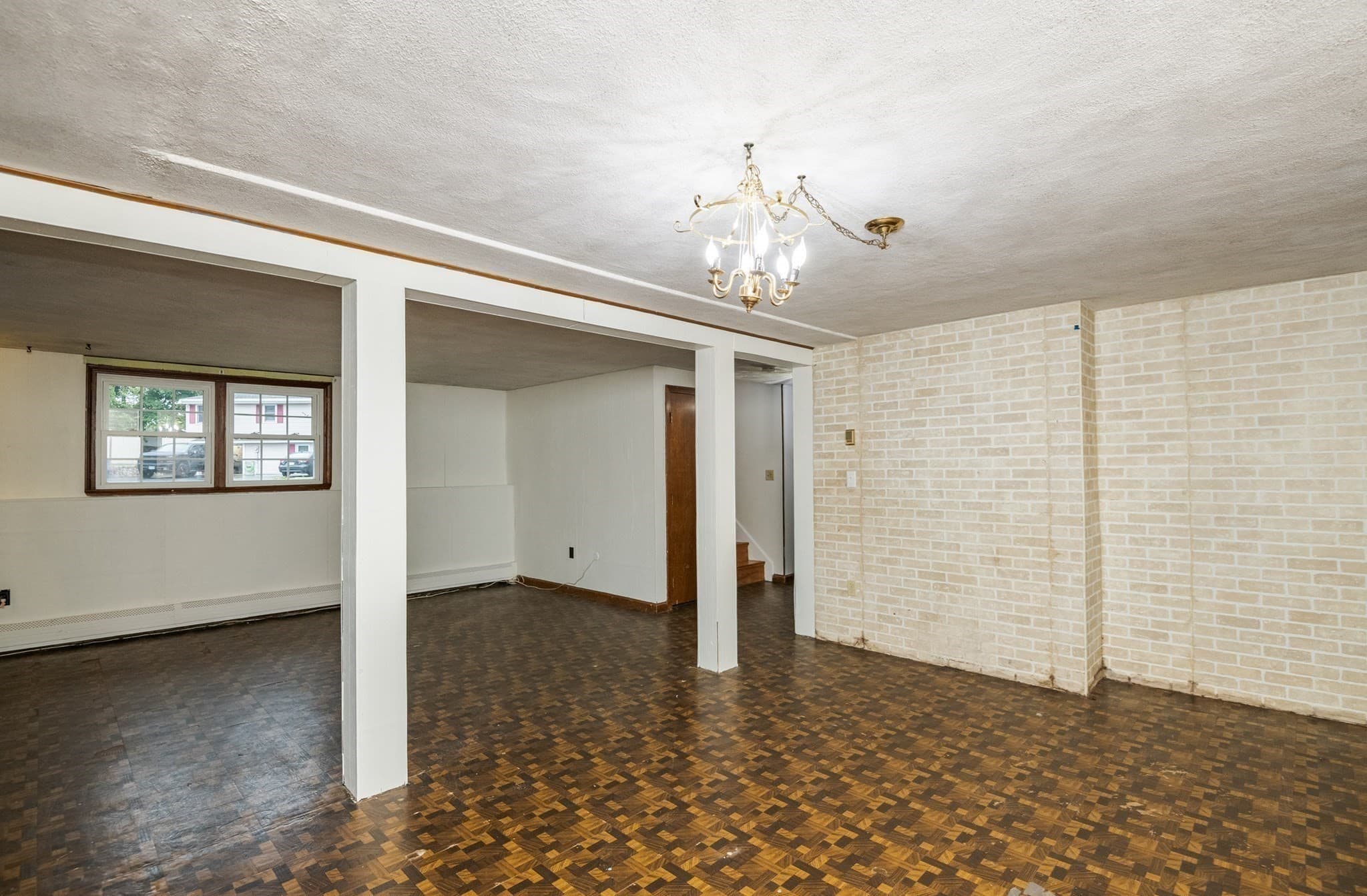 Single Family Residence at 31 Towne Crest Drive, Stoneham MA 02180, Stoneham, photo 28 of 42