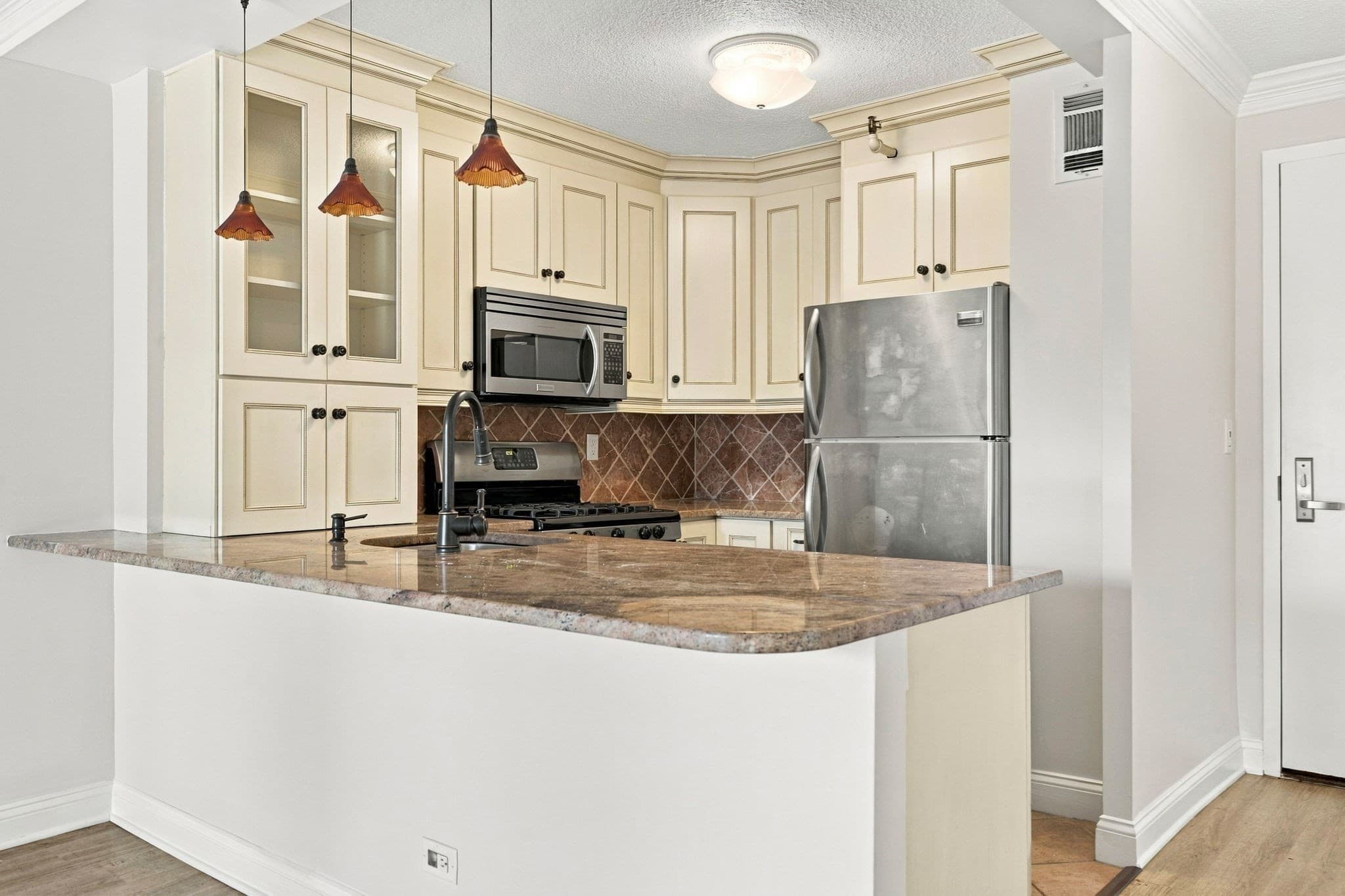 Condominium at 151 Tremont St # 20A, Boston MA 02111, Boston, photo 3 of 16