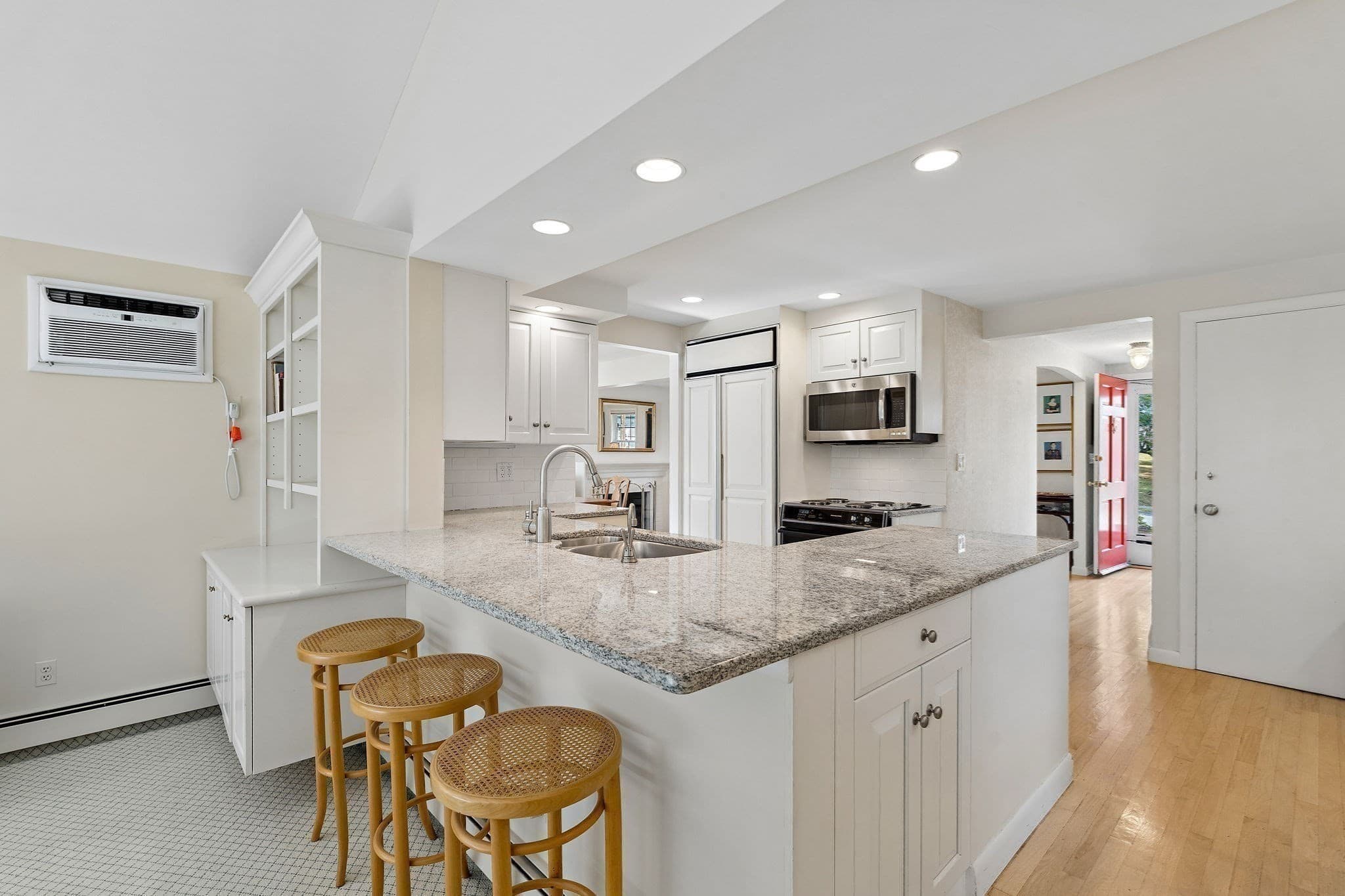 Single Family Residence at 21 Tanglewood Road, Needham MA 02494, photo 17 of 42