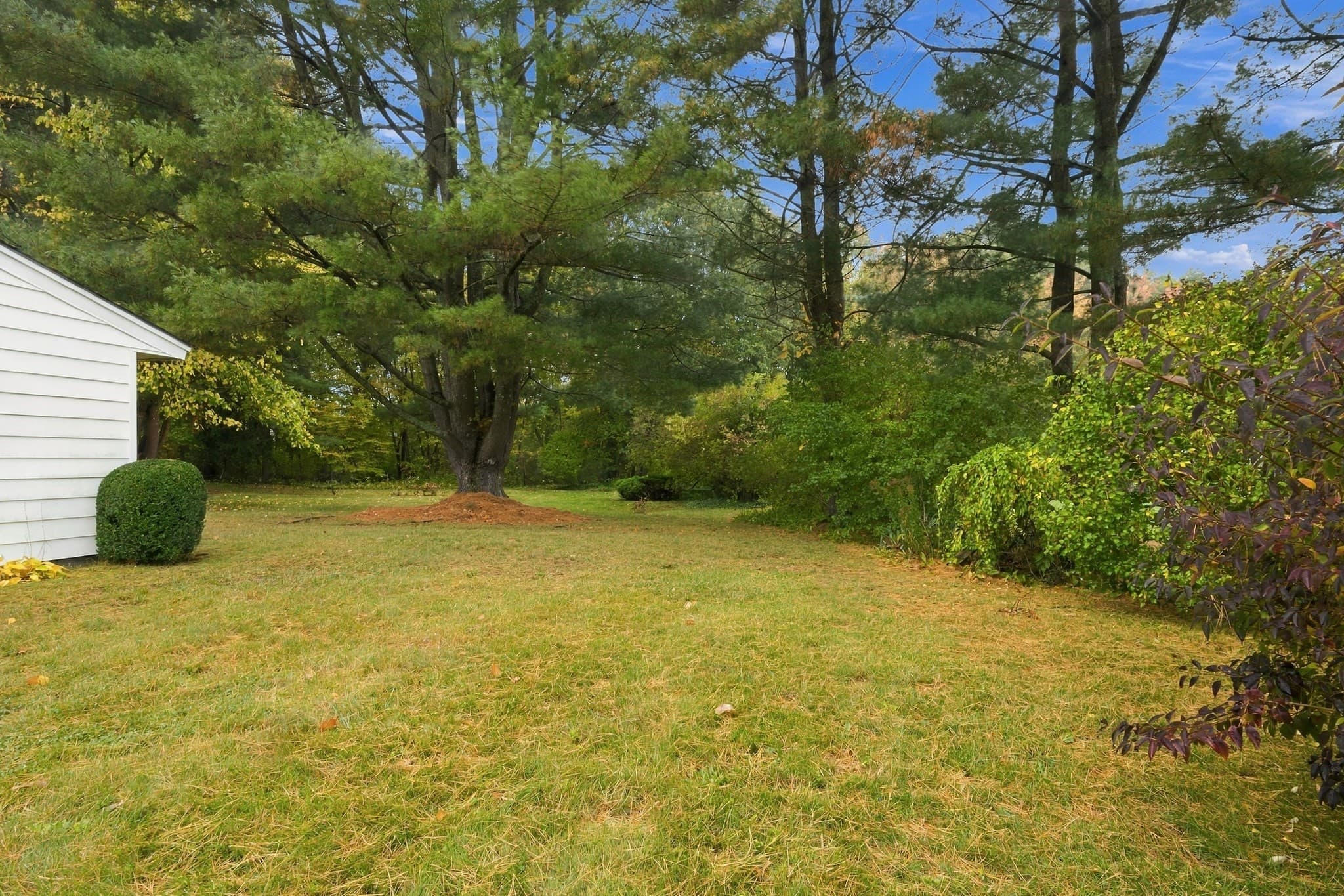Single Family Residence at 8 Trinity St, Danvers MA 01923, photo 6 of 36