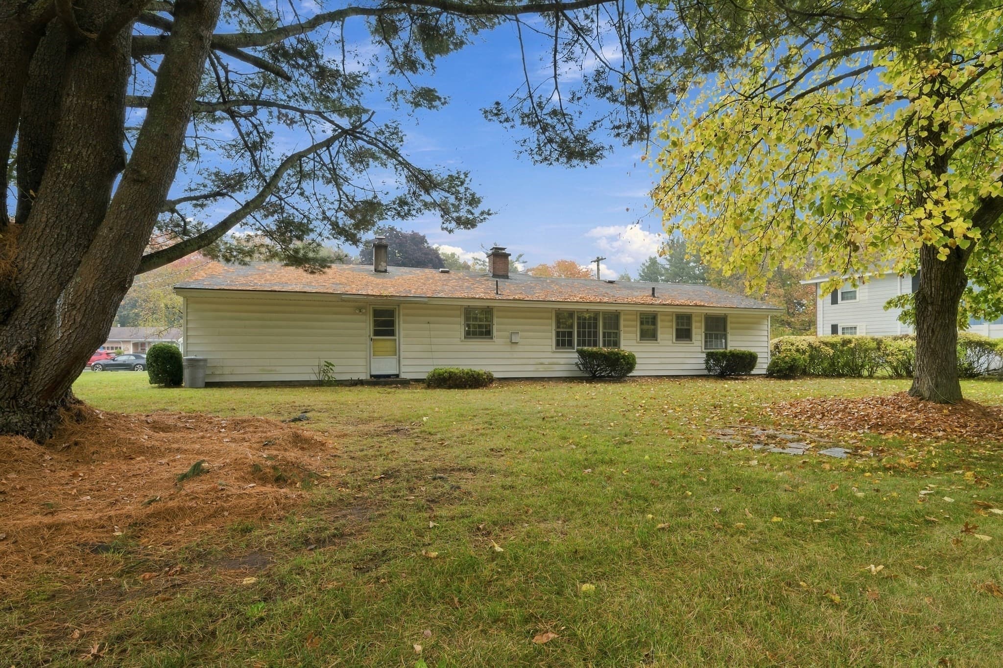 Single Family Residence at 8 Trinity St, Danvers MA 01923, photo 9 of 36
