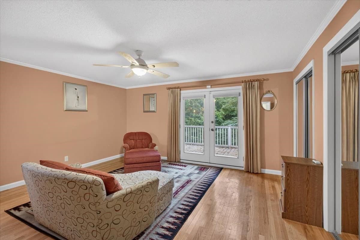 Single Family Residence at 25 Ridgeway Circle, Springfield MA 01118, photo 20 of 33
