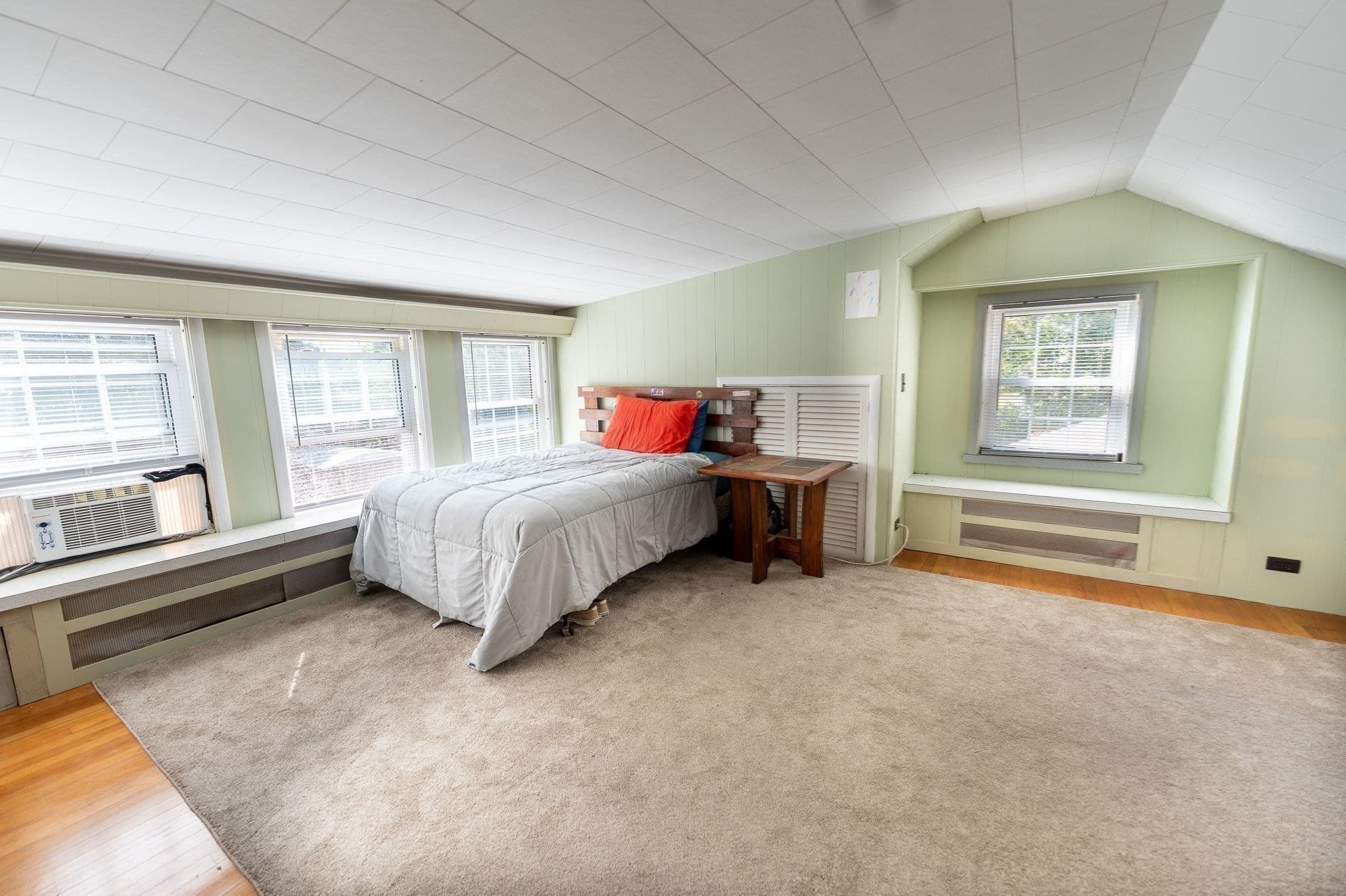 Single Family Residence at 15 Hiller Ave, Fairhaven MA 02719, photo 23 of 26