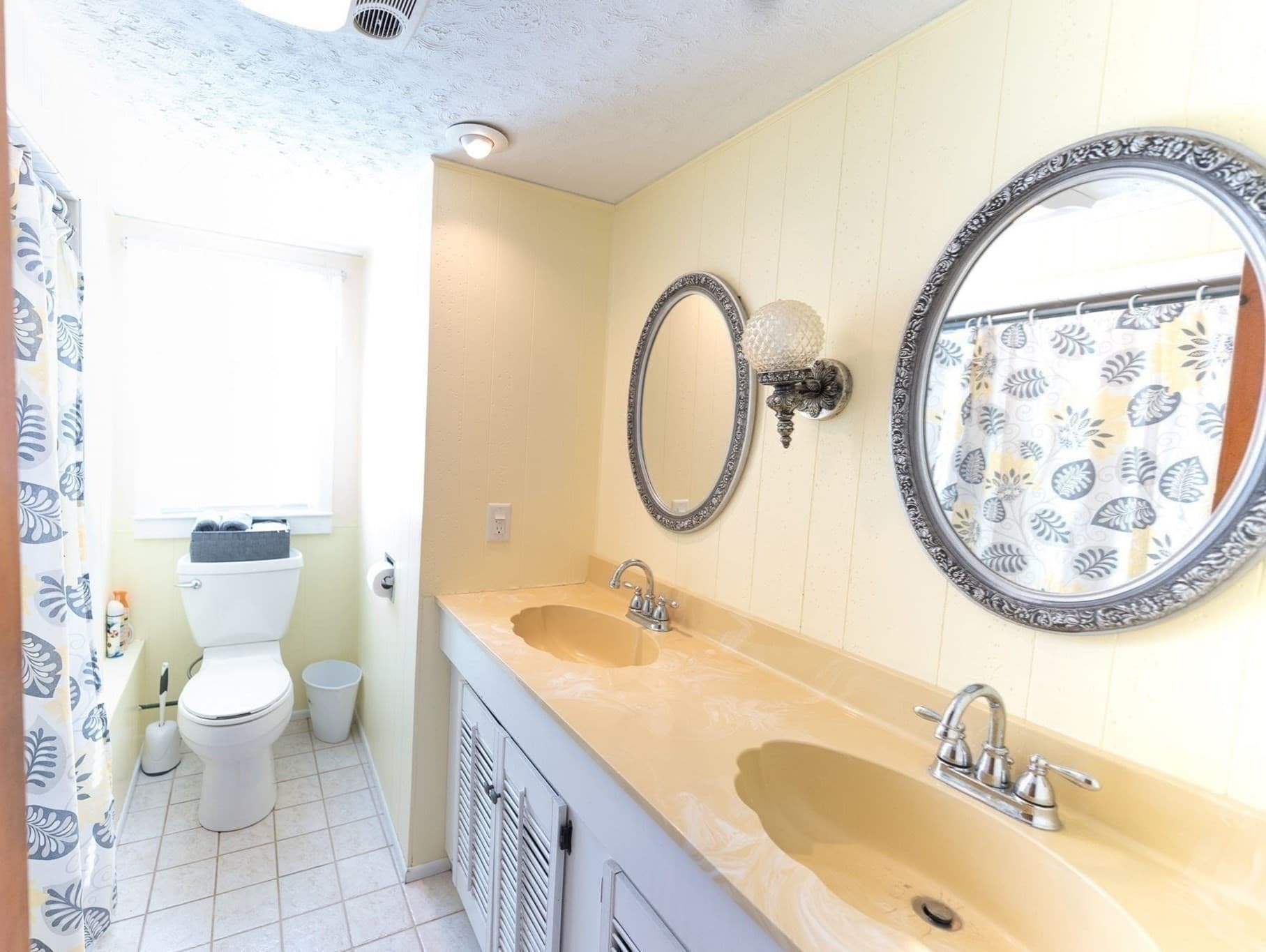 Single Family Residence at 15 Hiller Ave, Fairhaven MA 02719, photo 12 of 26