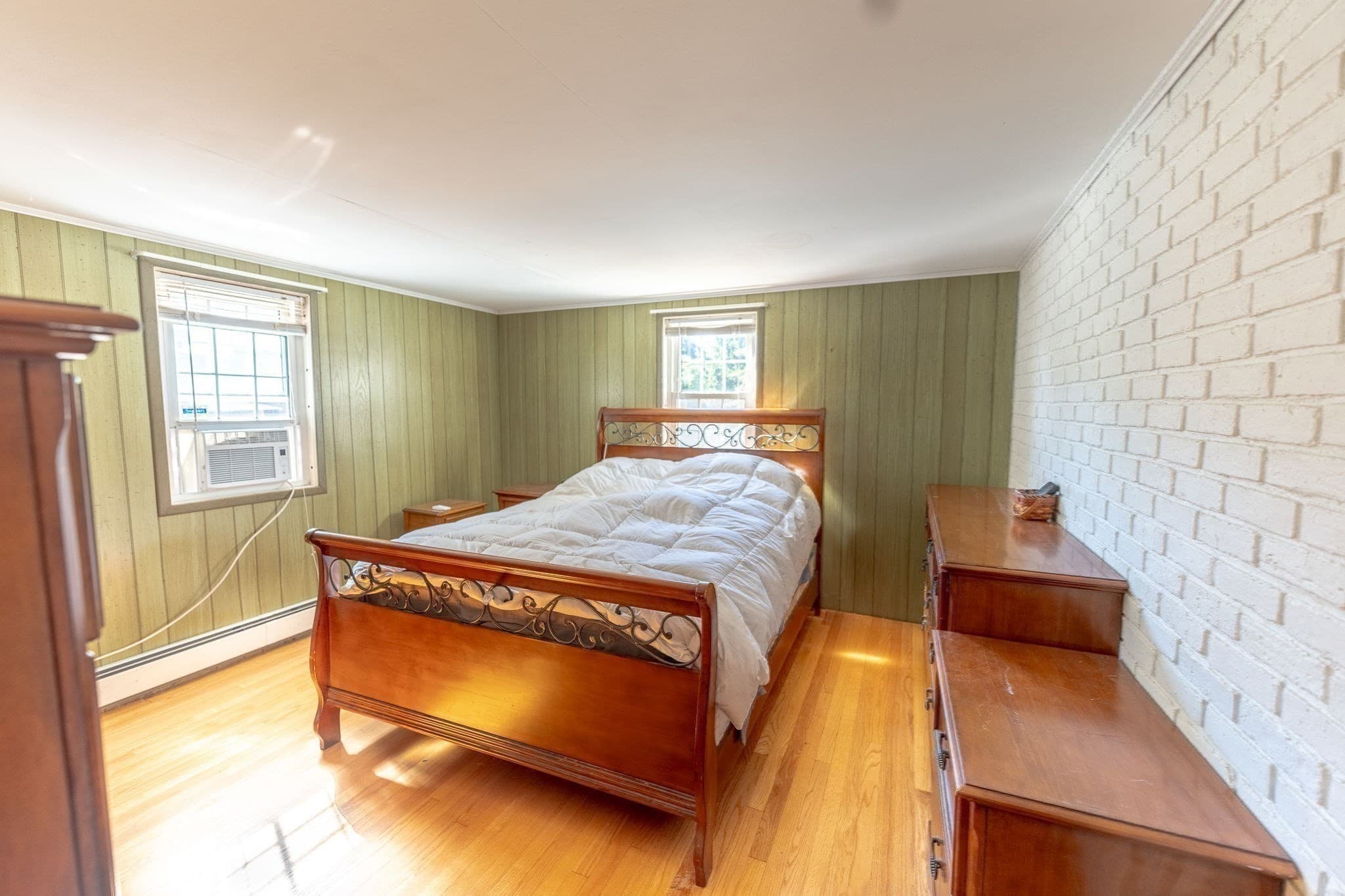 Single Family Residence at 15 Hiller Ave, Fairhaven MA 02719, photo 20 of 26
