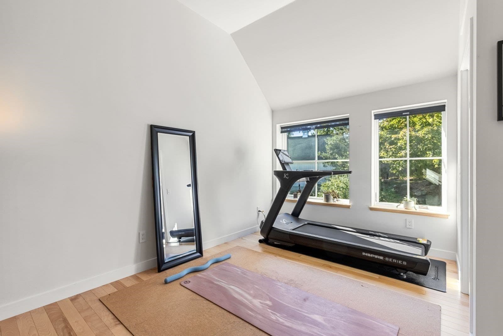 Single Family Residence at 108 Kilby St, Hingham MA 02043, Hingham, photo 15 of 30