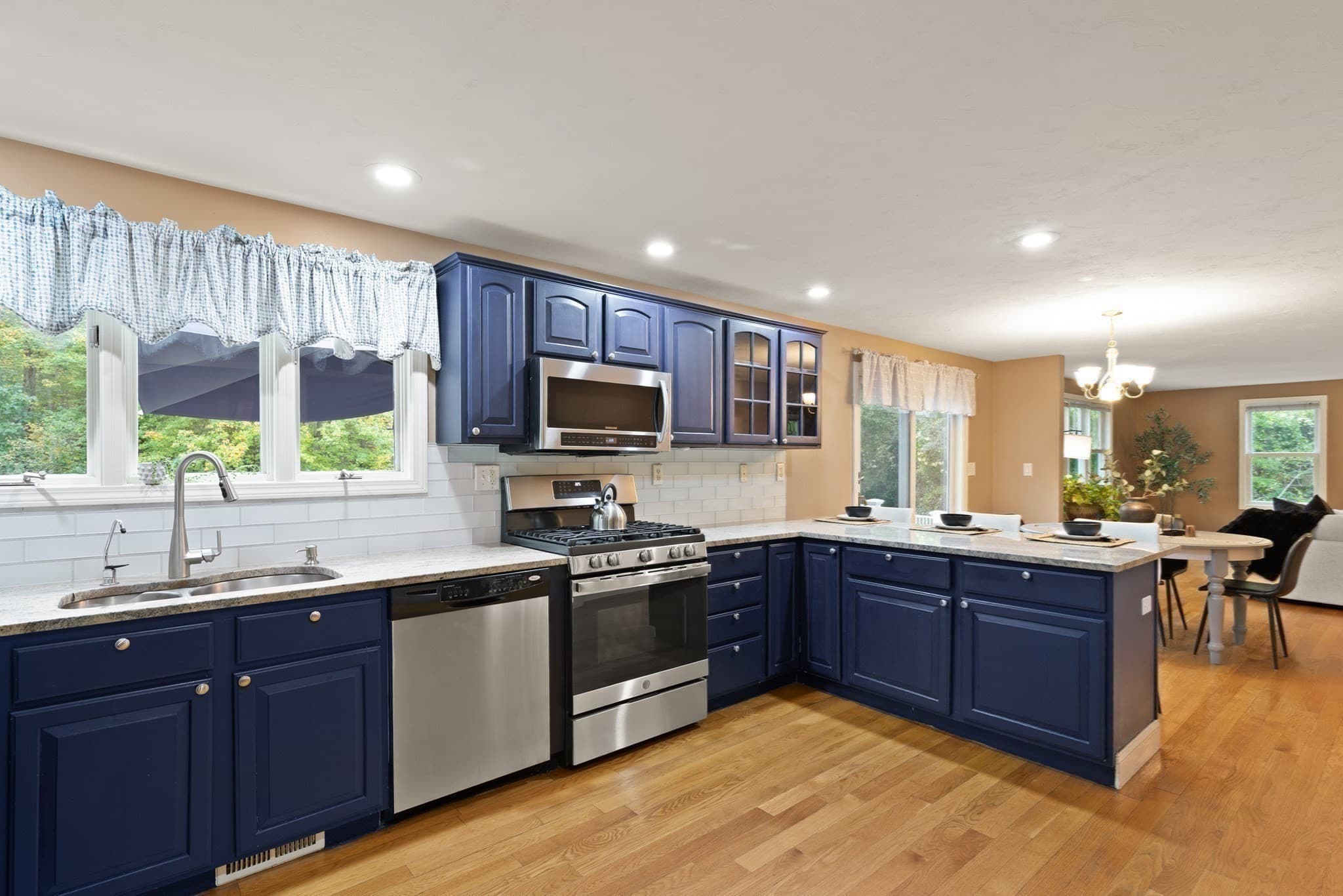 Single Family Residence at 20 Dennison Ct, Stoughton MA 02072, Stoughton, photo 9 of 29
