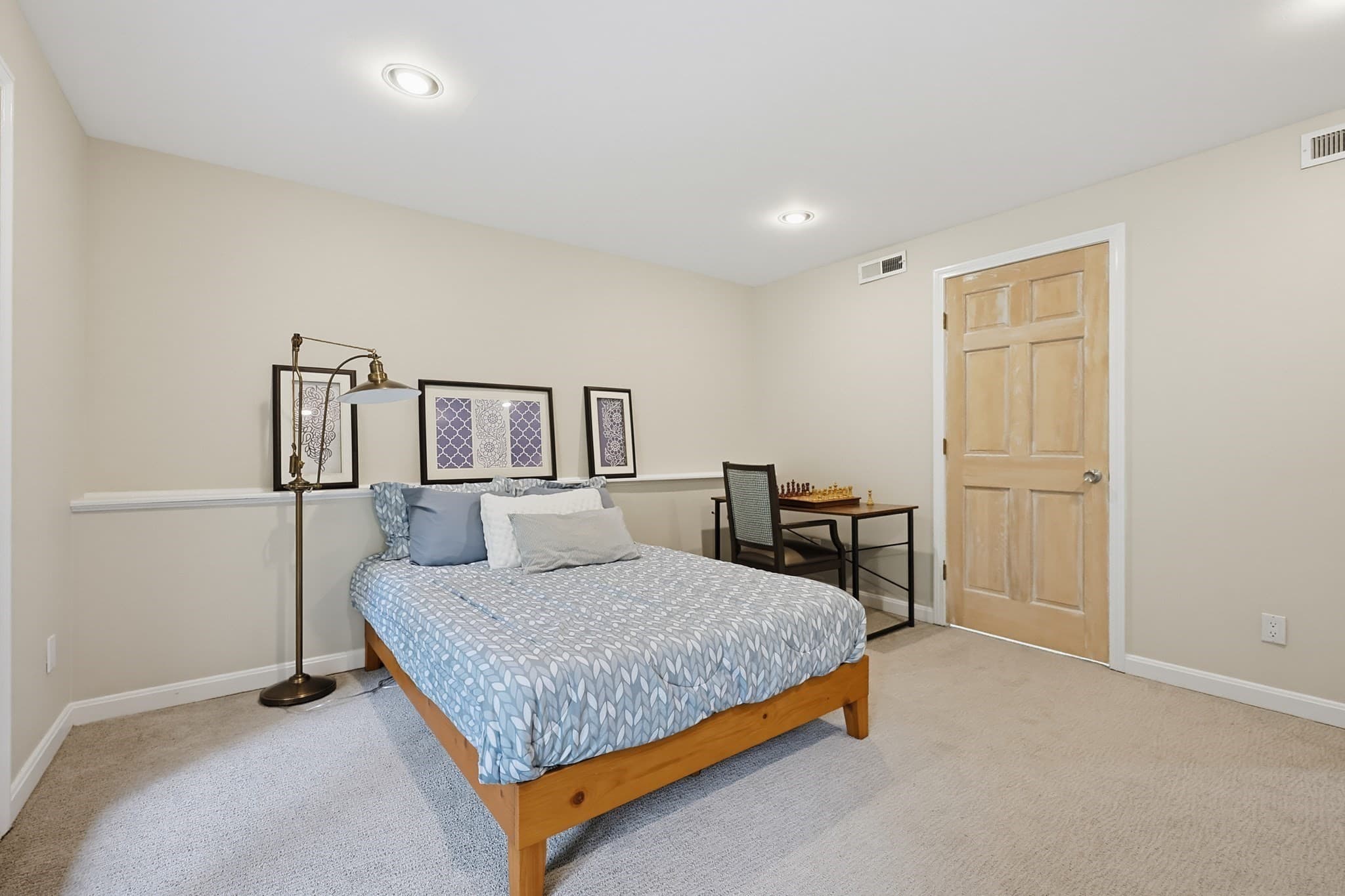 Single Family Residence at 4 Hill St, Medway MA 02053, photo 23 of 37
