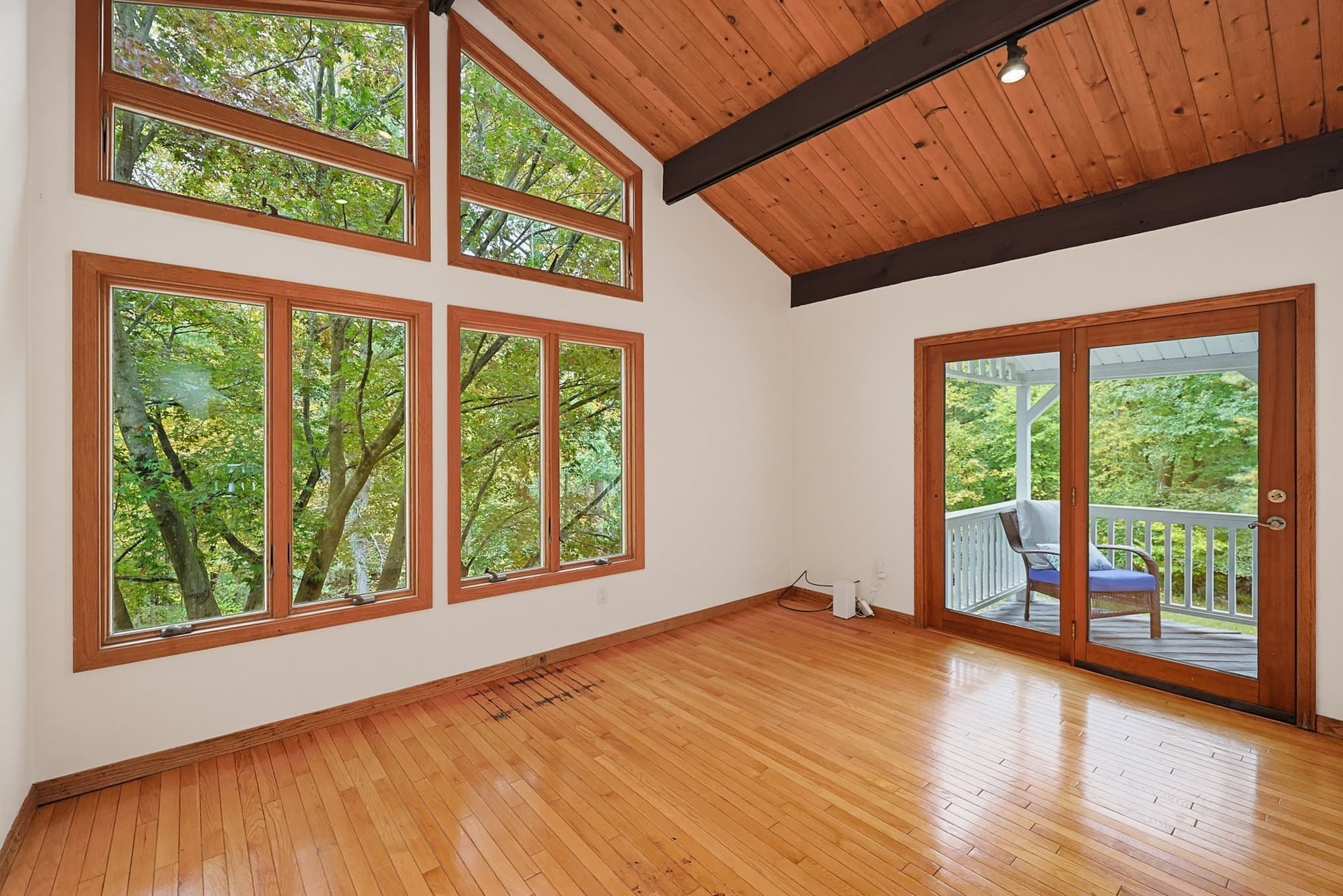 Single Family Residence at 4 Hill St, Medway MA 02053, photo 16 of 37