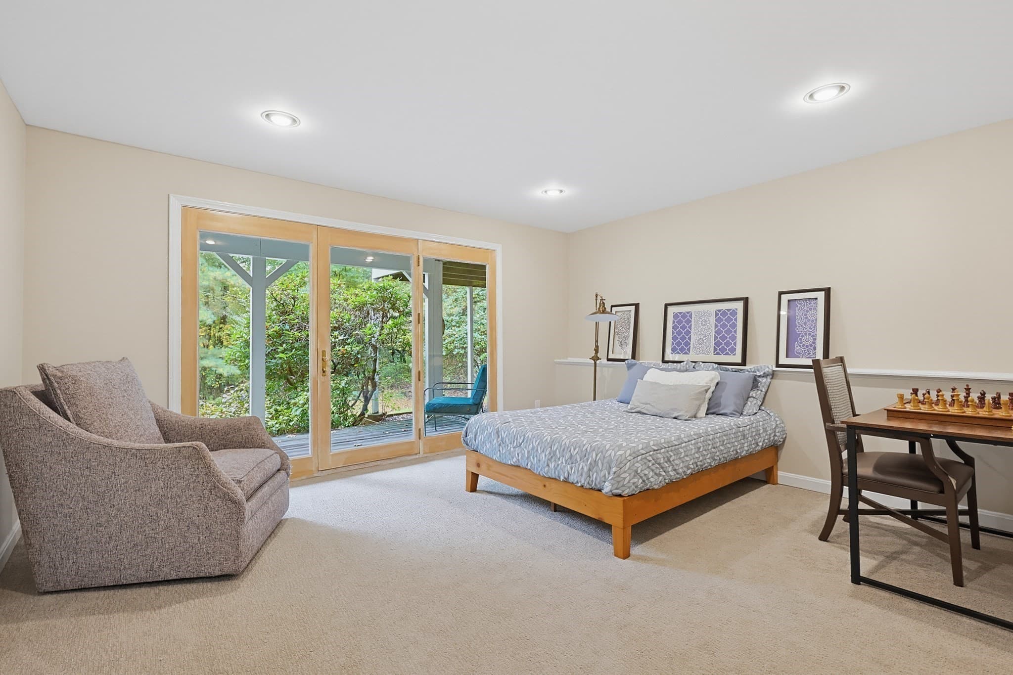 Single Family Residence at 4 Hill St, Medway MA 02053, photo 22 of 37