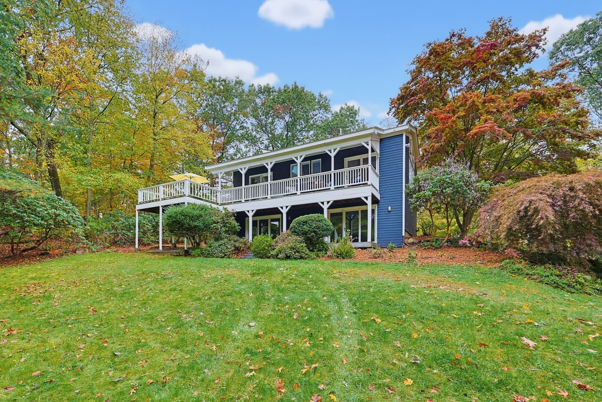 Single Family Residence at 4 Hill St, Medway MA 02053, photo 34 of 37