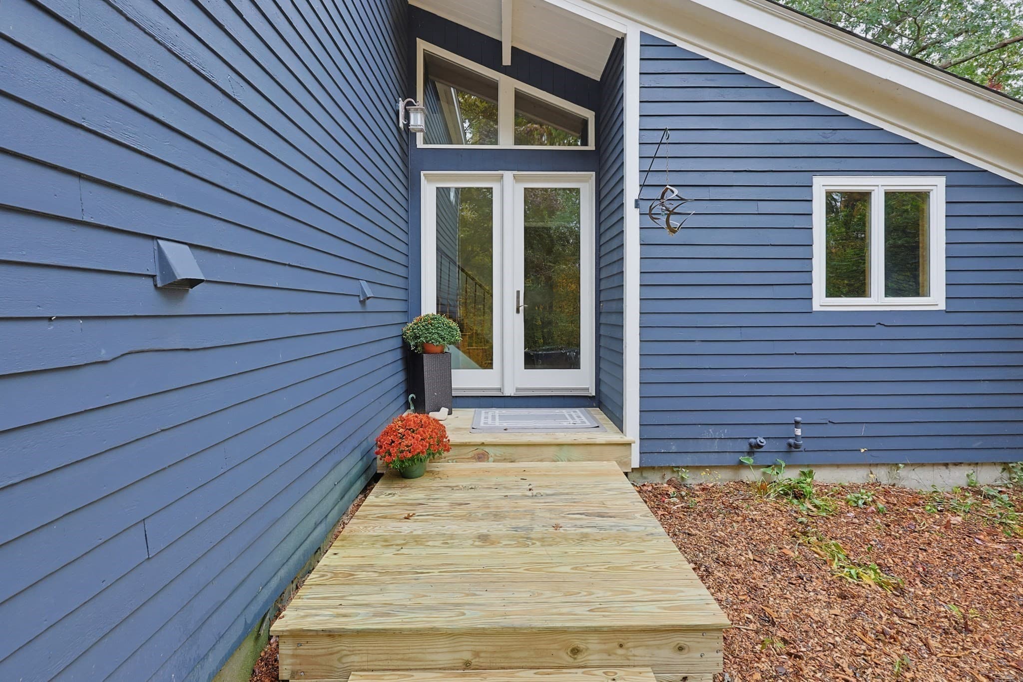 Single Family Residence at 4 Hill St, Medway MA 02053, photo 35 of 37