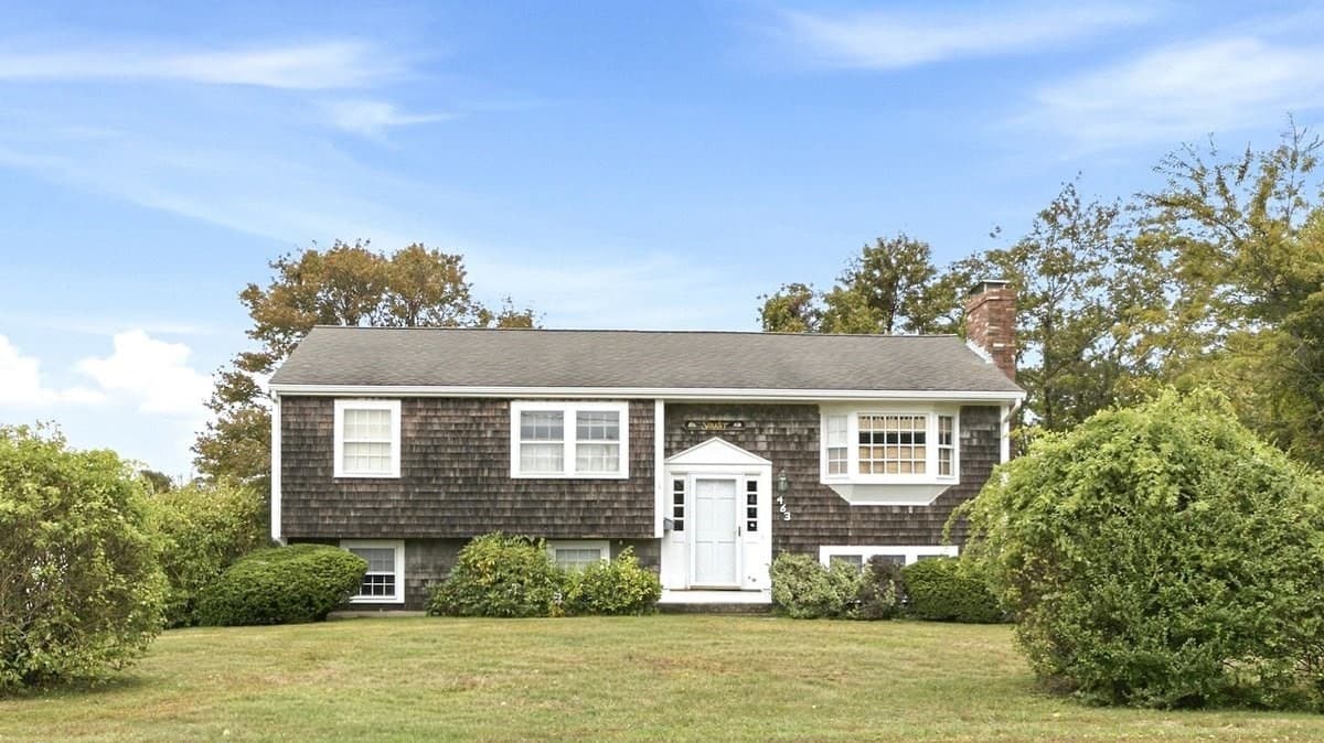 Single Family Residence at 463 Hatherly Road, Scituate MA 02066, photo 2 of 15