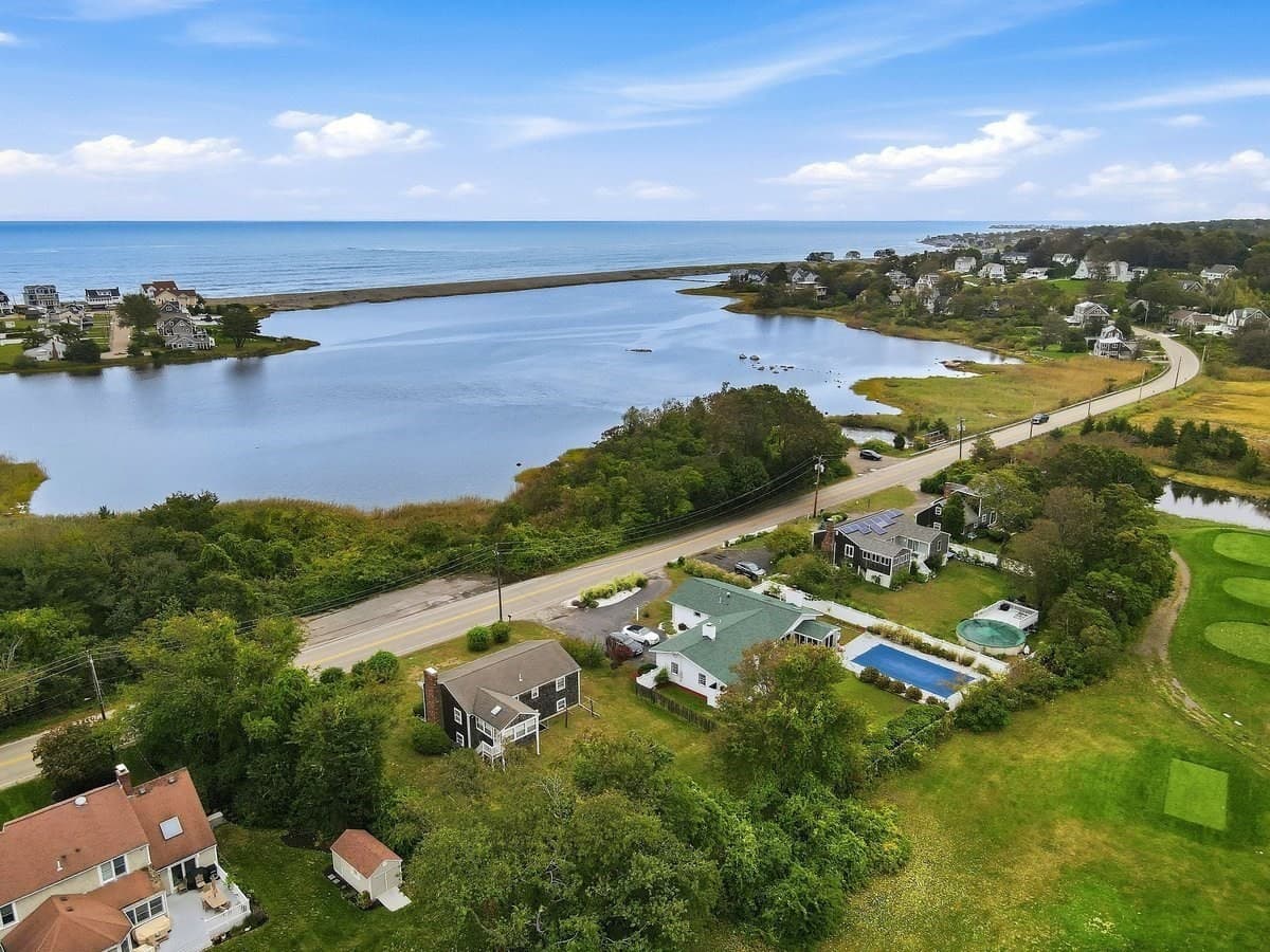 Single Family Residence at 463 Hatherly Road, Scituate MA 02066, photo 13 of 15