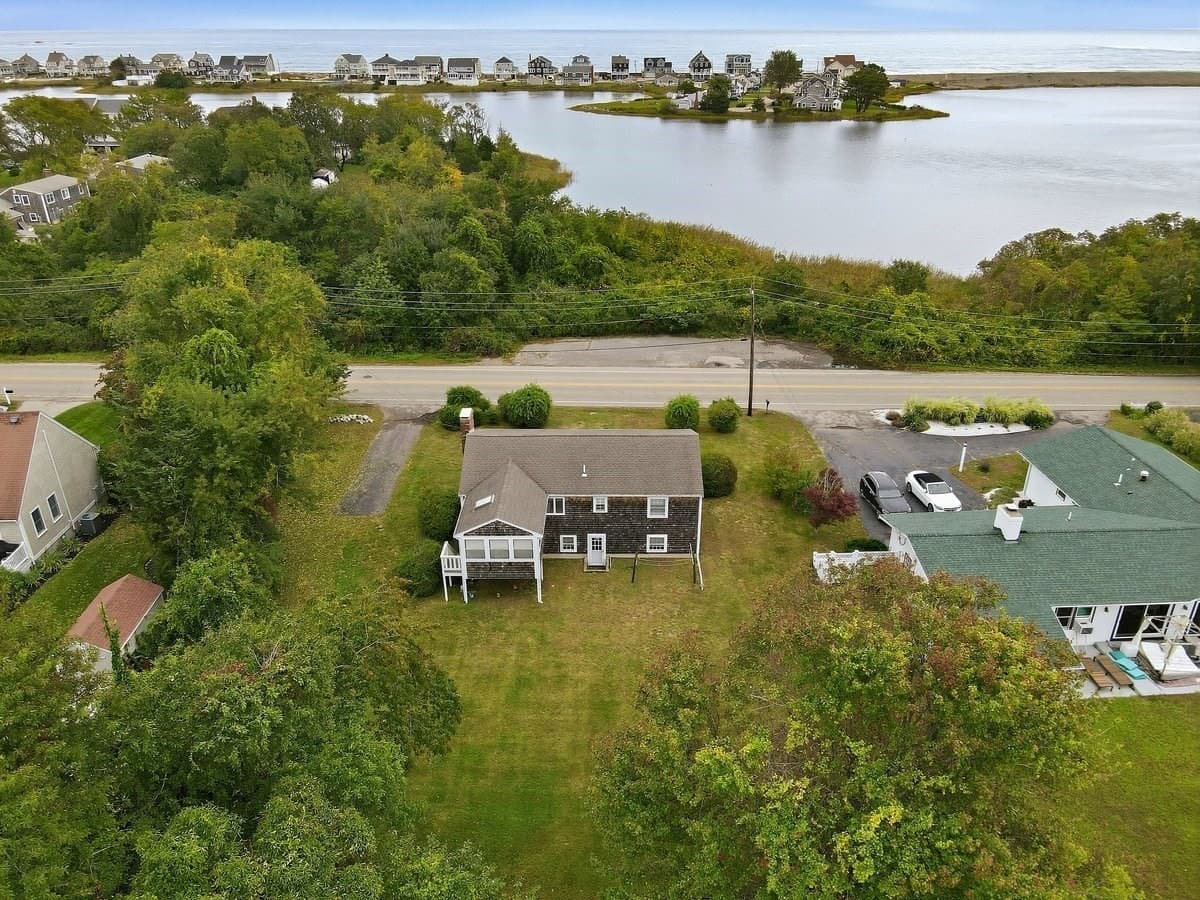 Single Family Residence at 463 Hatherly Road, Scituate MA 02066, photo 8 of 15