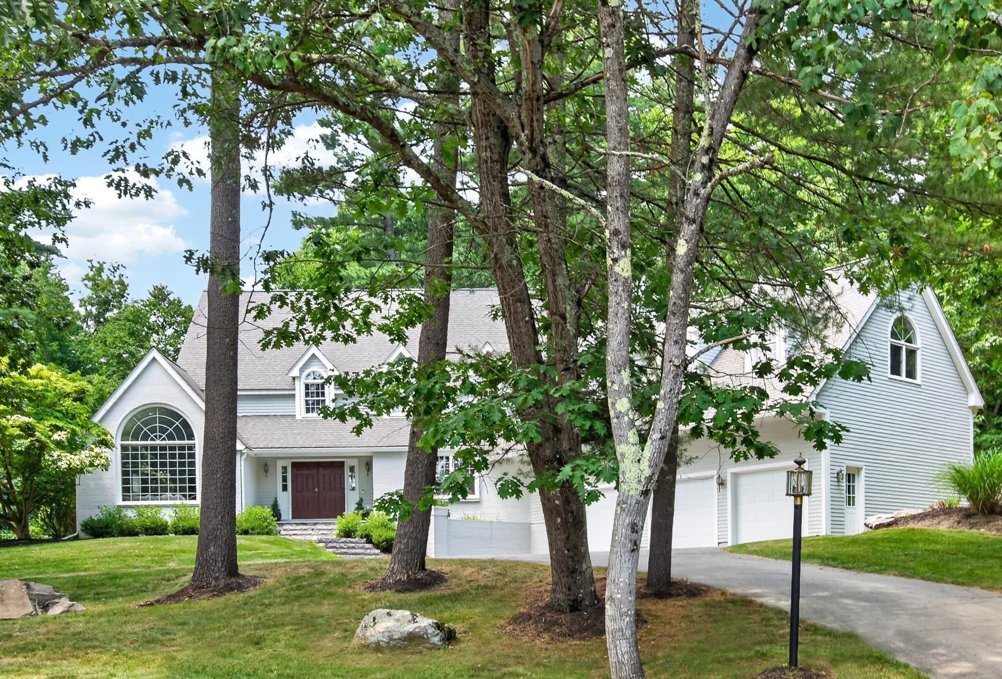 8 Larch Road, Acton MA 01720