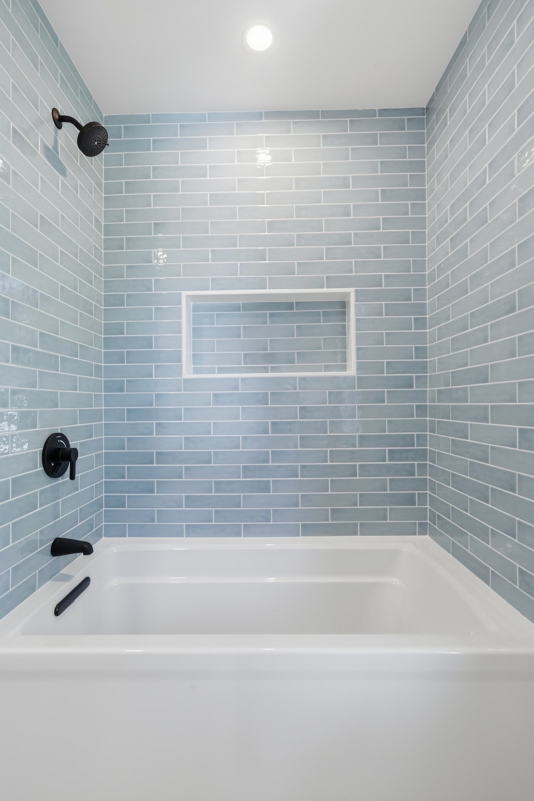 Condominium at 964 Washington St # 2, Gloucester MA 01930, Gloucester, photo 13 of 21