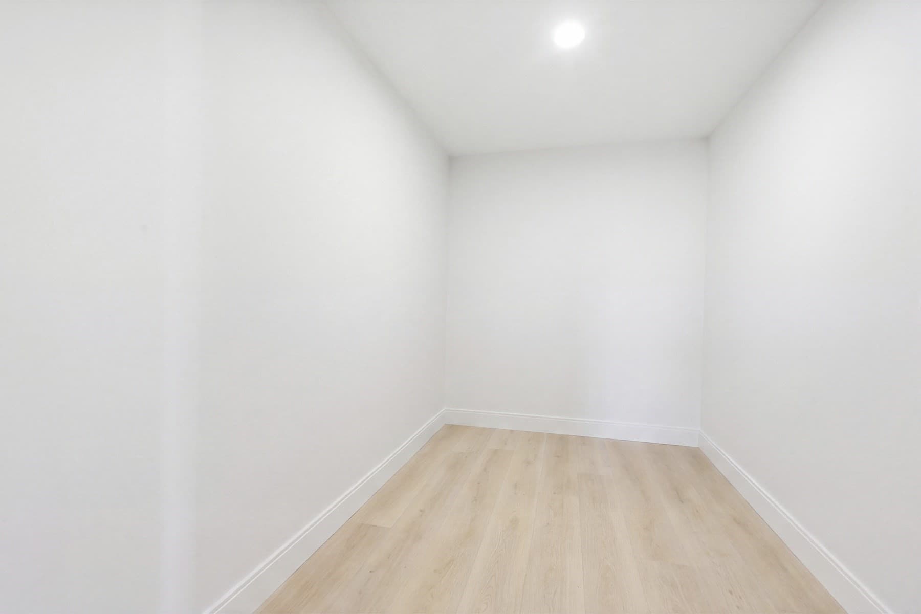 Condominium at 964 Washington St # 2, Gloucester MA 01930, Gloucester, photo 11 of 21