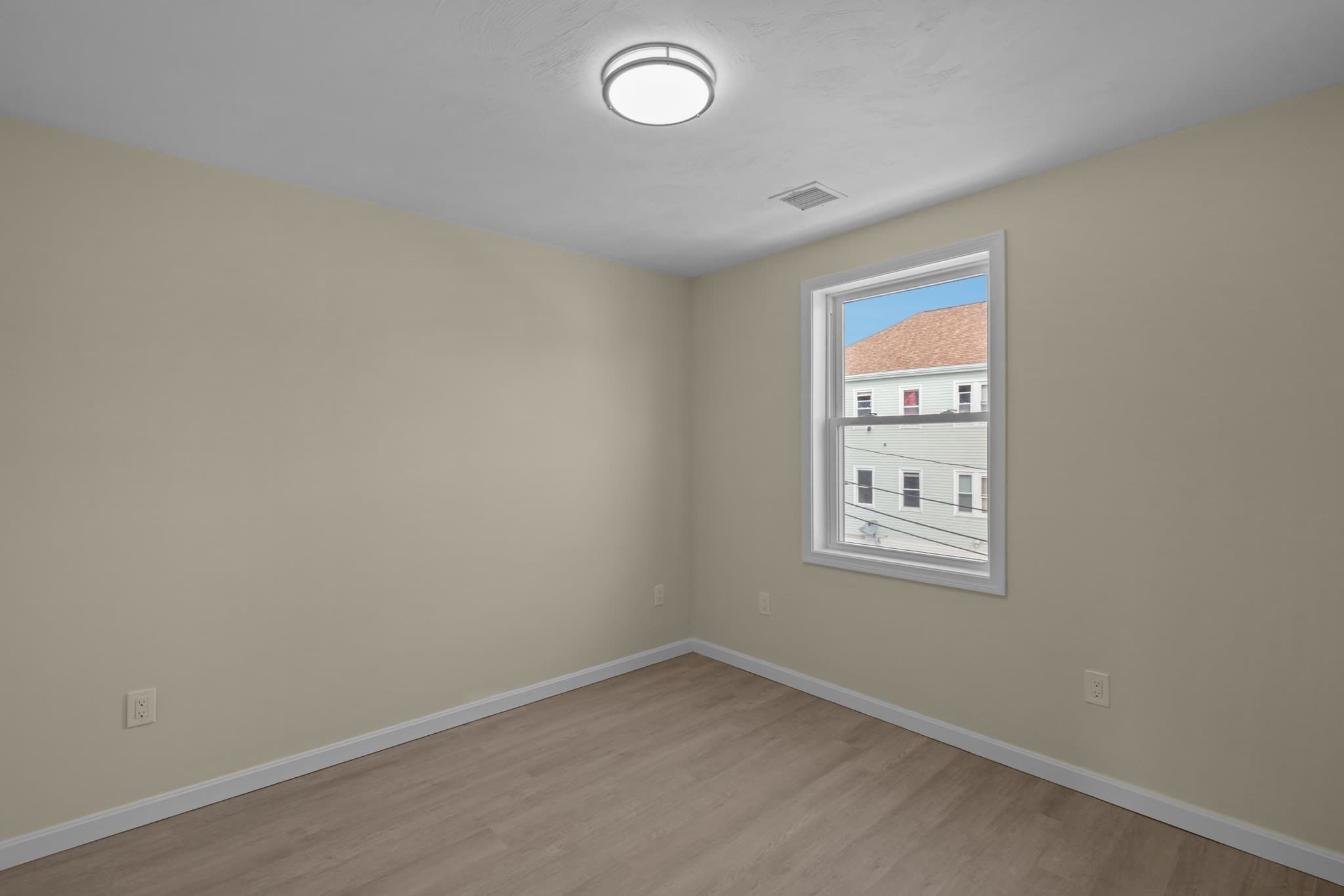 Condominium at 25 Lebanon St # D, Fall River MA 02723, photo 9 of 23