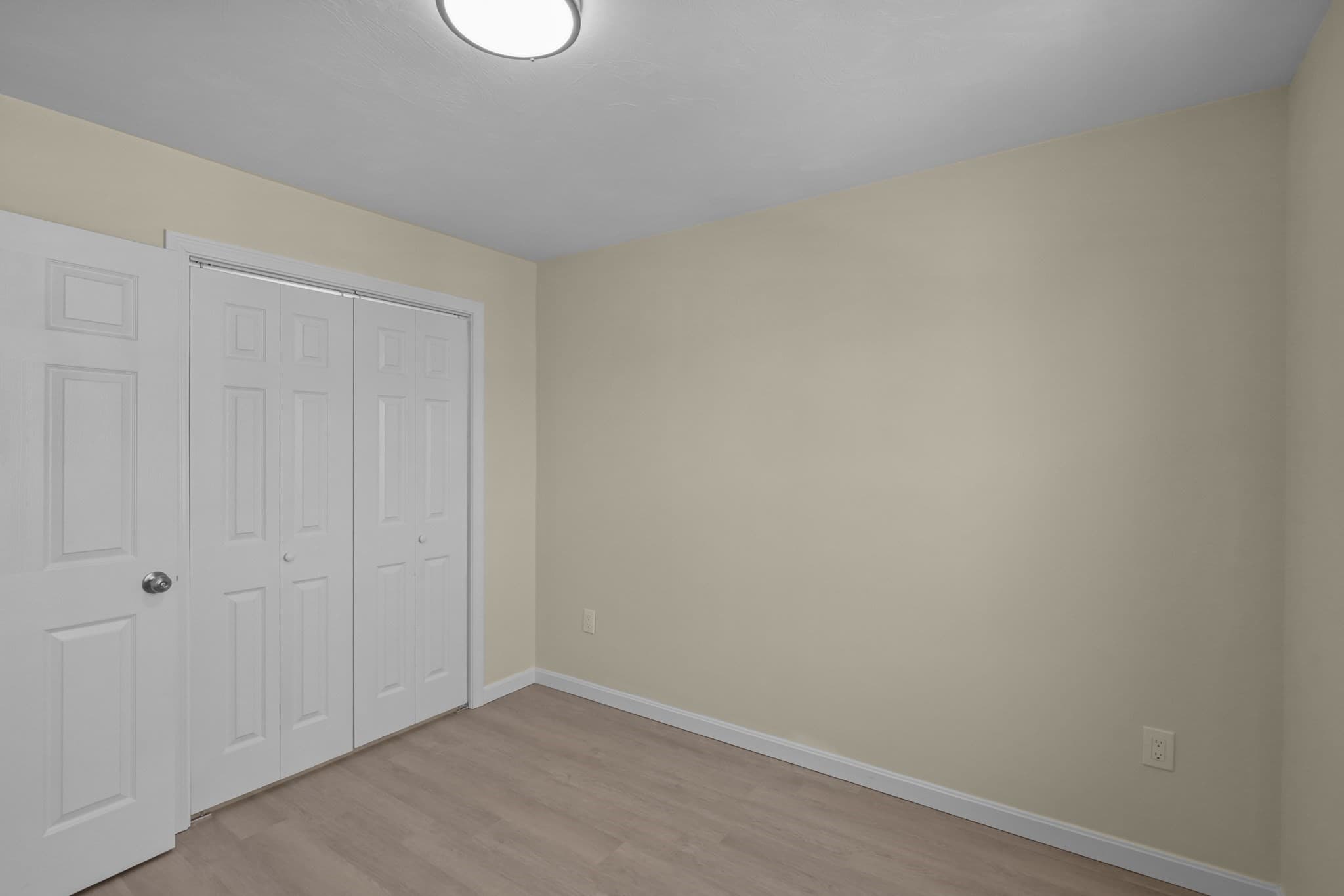 Condominium at 25 Lebanon St # D, Fall River MA 02723, photo 10 of 23