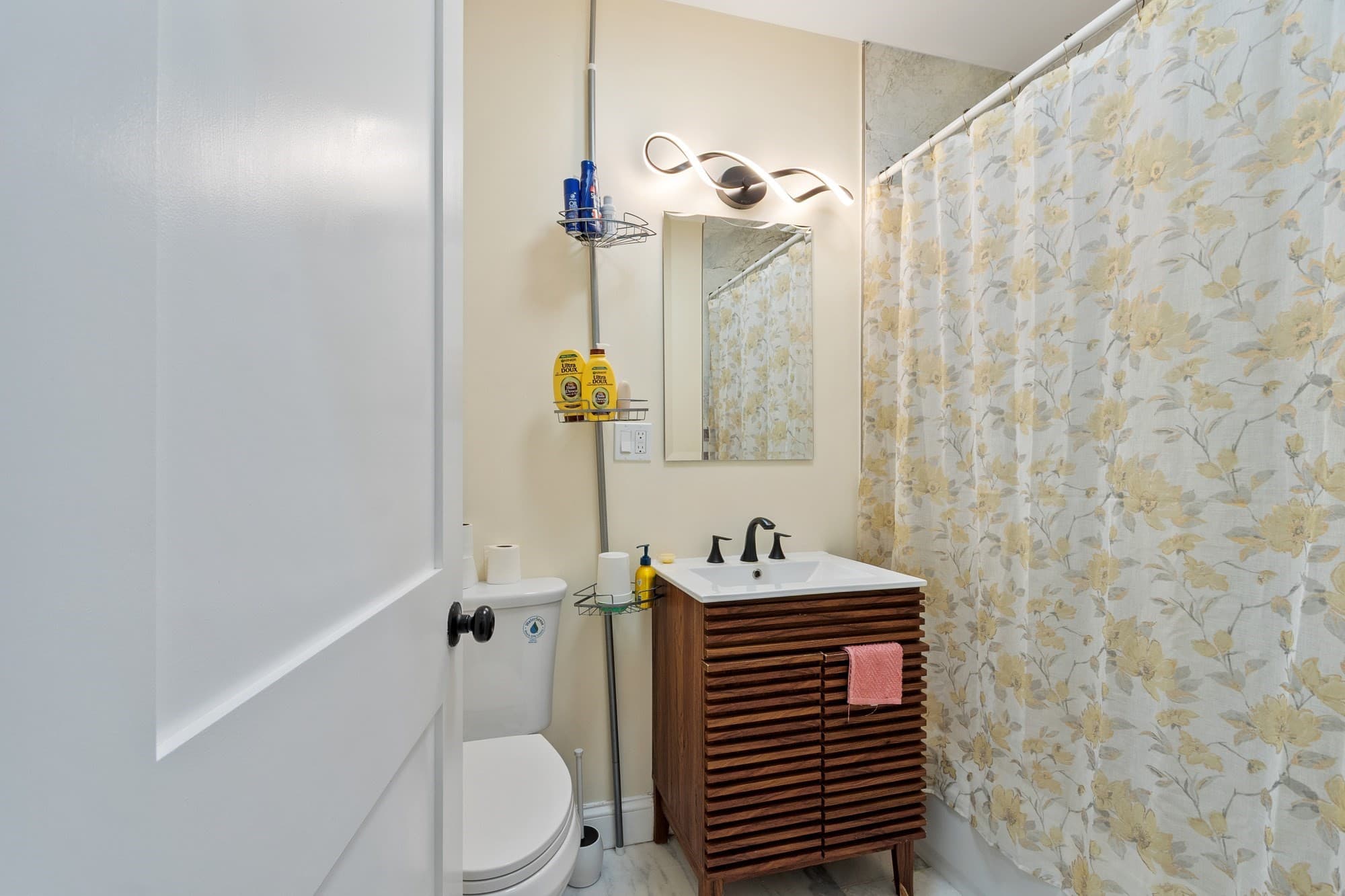 4 Family at 64 Seaver, Boston MA 02119, Boston, photo 17 of 20