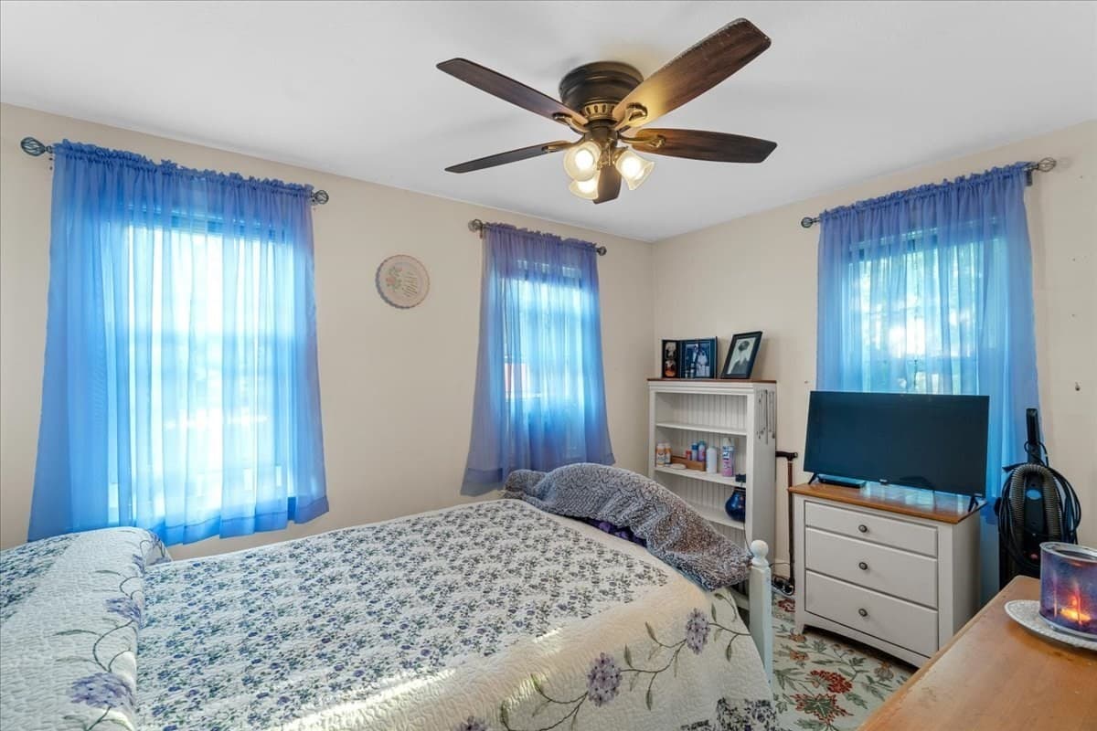 Single Family Residence at 37 Donna Dr, Plymouth MA 02360, photo 19 of 32