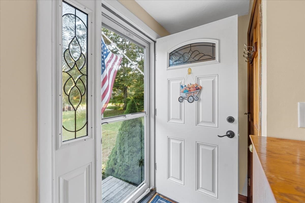 Single Family Residence at 37 Donna Dr, Plymouth MA 02360, photo 4 of 32