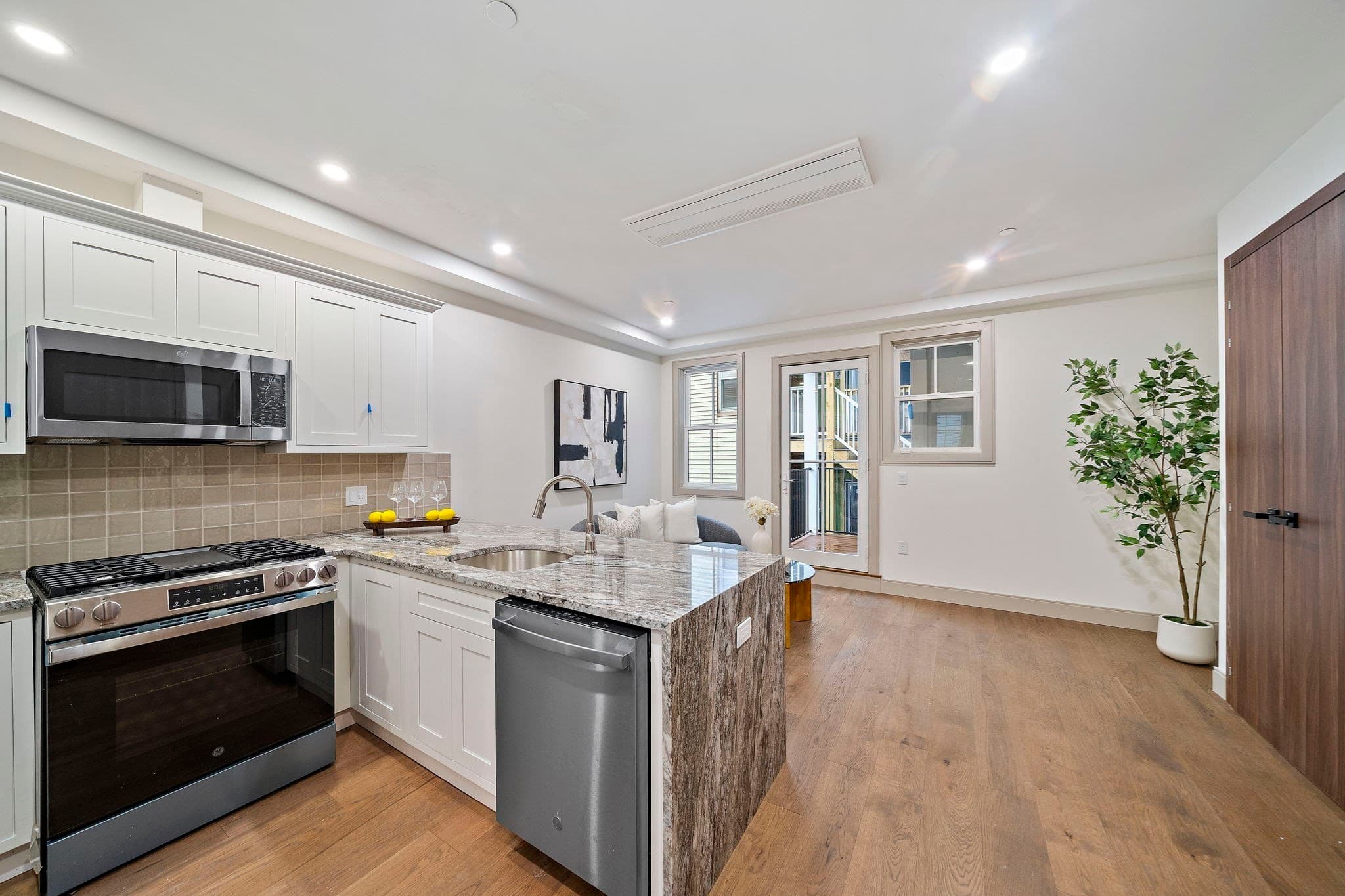 Condominium at 4 Haynes St # 1, Boston MA 02128, Boston, photo 4 of 15