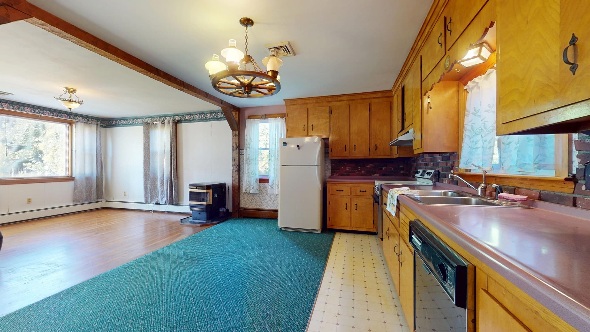 Single Family Residence at 16 Clinton St, Dartmouth MA 02748, photo 10 of 21