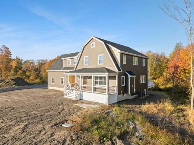 Single Family Residence at 5 Jeffrey Drive, West Bridgewater MA 02379, photo 2 of 35