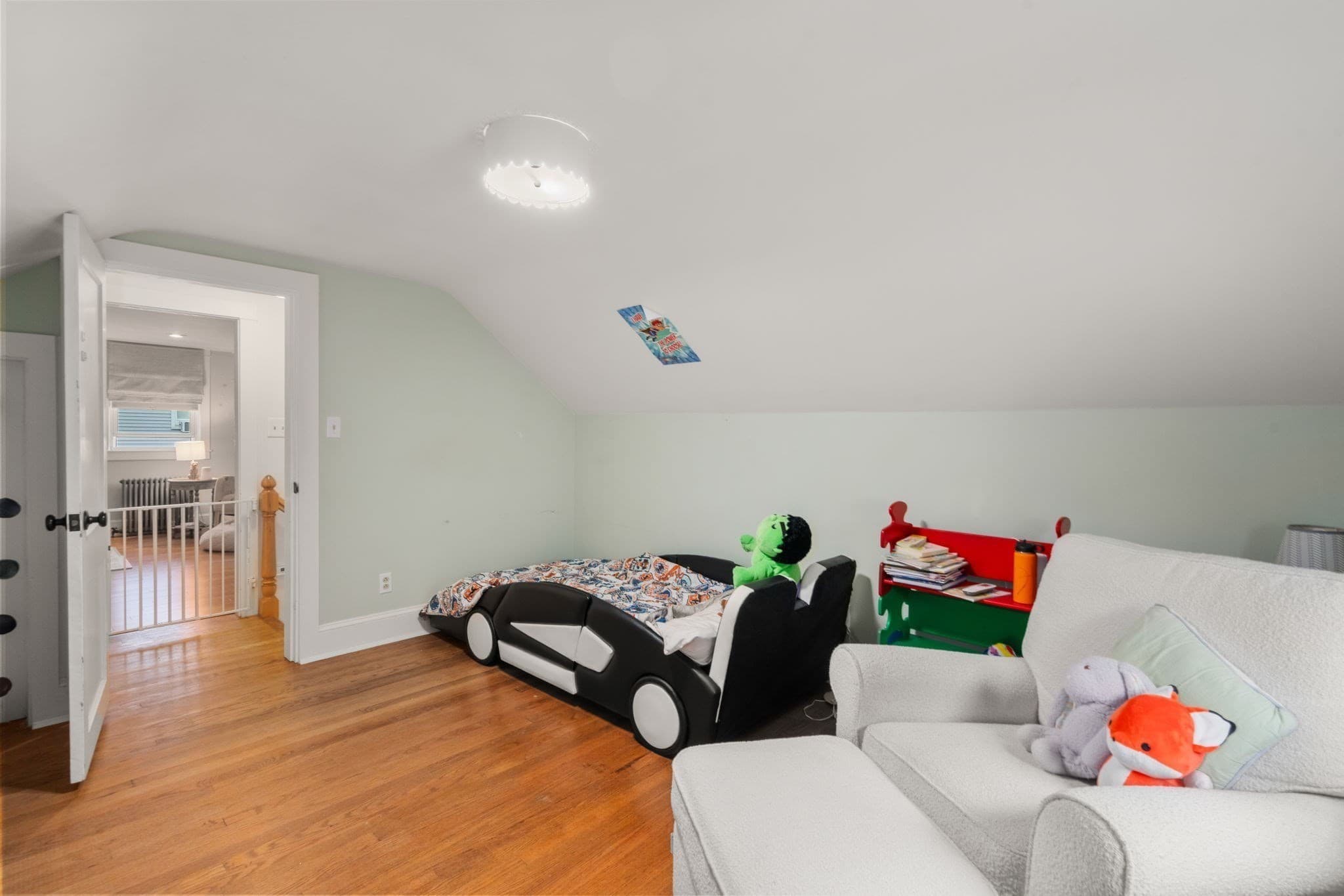Single Family Residence at 519 Kirby Street, New Bedford MA 02740, photo 23 of 37