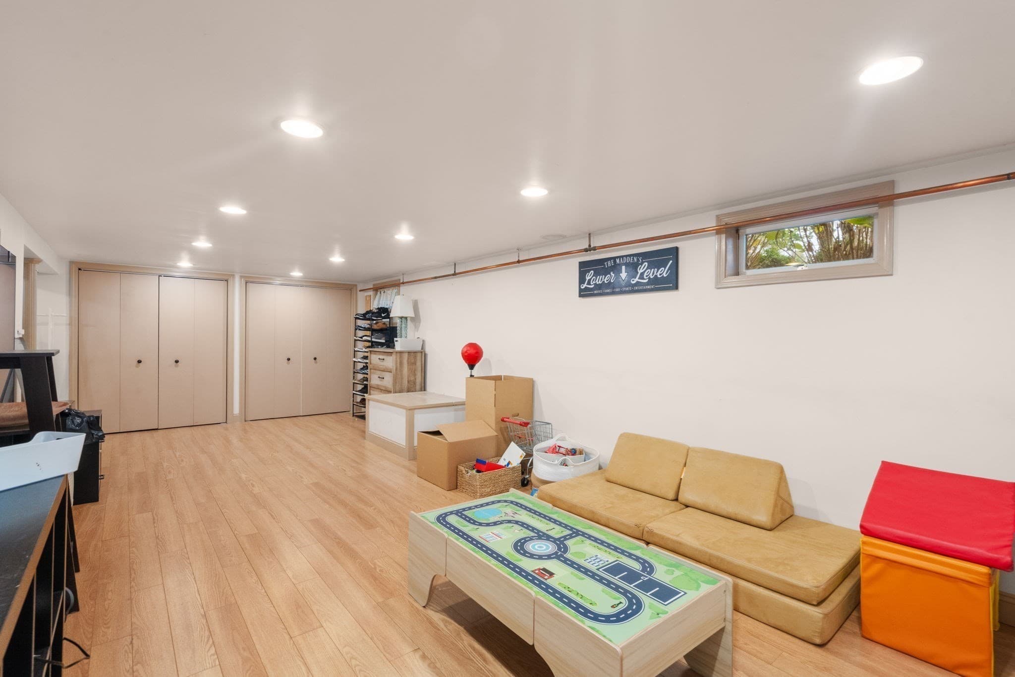 Single Family Residence at 519 Kirby Street, New Bedford MA 02740, photo 27 of 37