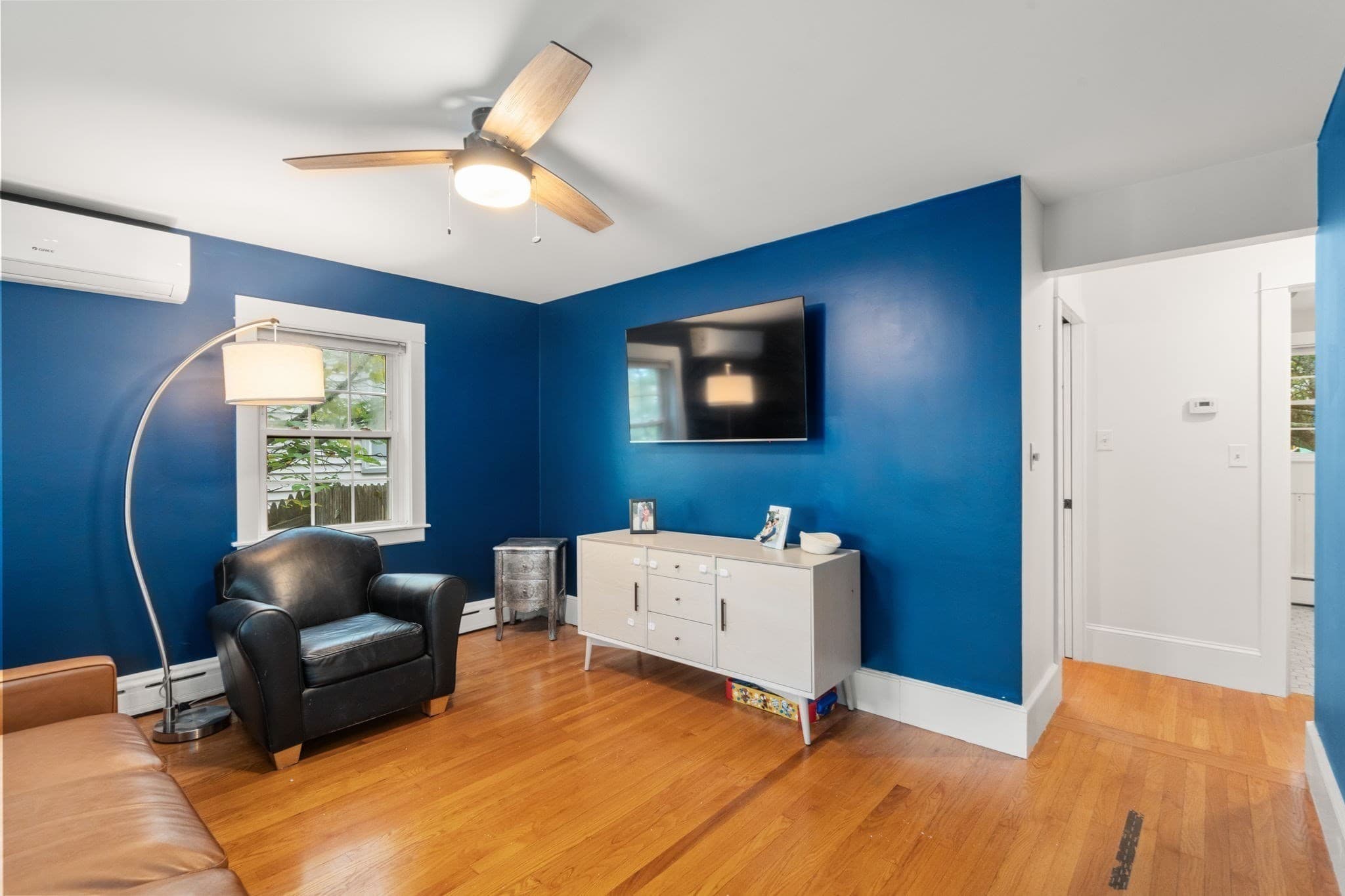 Single Family Residence at 519 Kirby Street, New Bedford MA 02740, photo 17 of 37