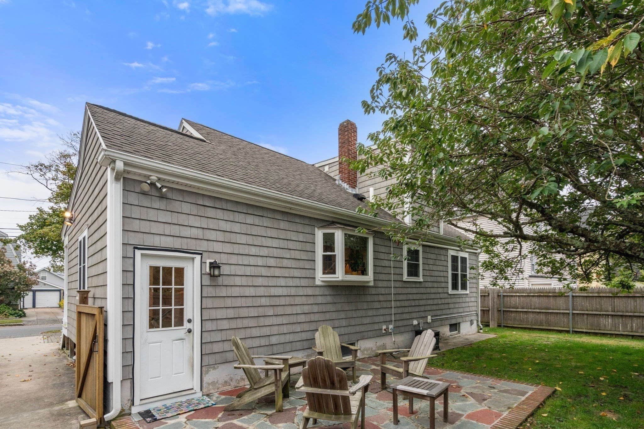 Single Family Residence at 519 Kirby Street, New Bedford MA 02740, photo 29 of 37