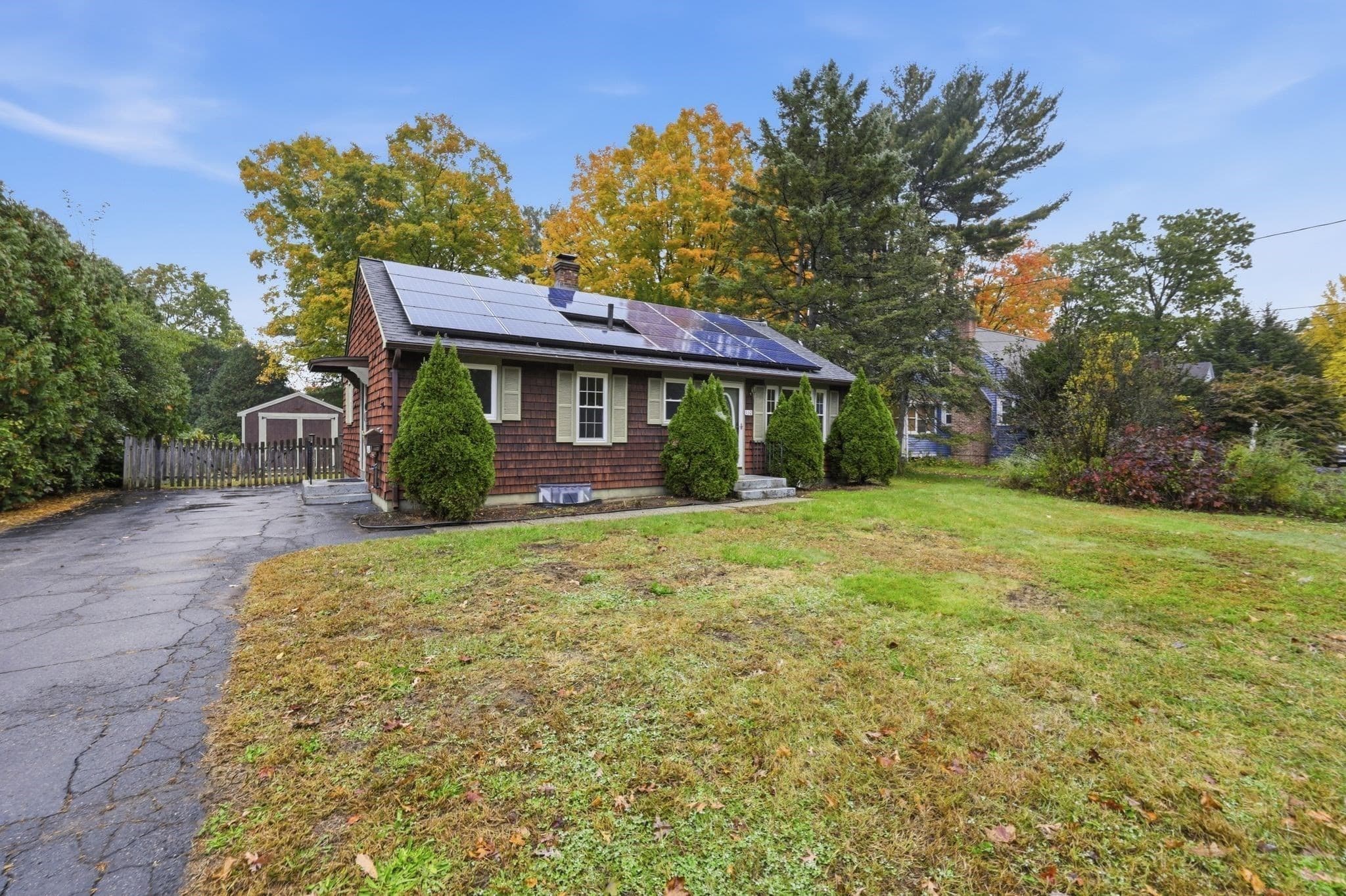Single Family Residence at 110 Bridge Rd, Northampton MA 01062, photo 2 of 42