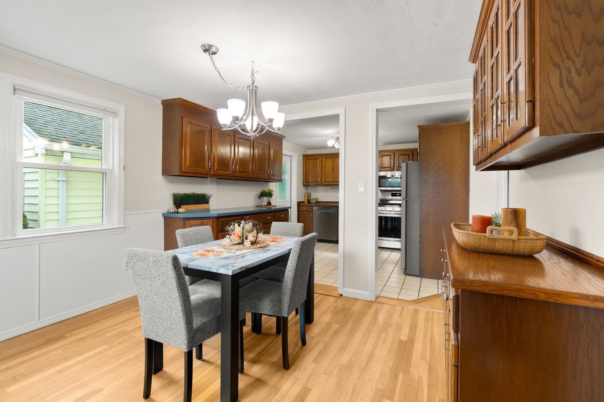 Single Family Residence at 508 Oak St, Franklin MA 02038, Franklin, photo 4 of 31