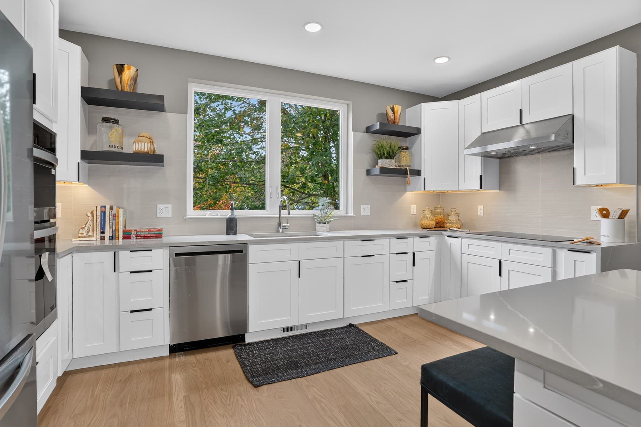 Single Family Residence at 85 Hillcrest Street, Waltham MA 02451, photo 12 of 39